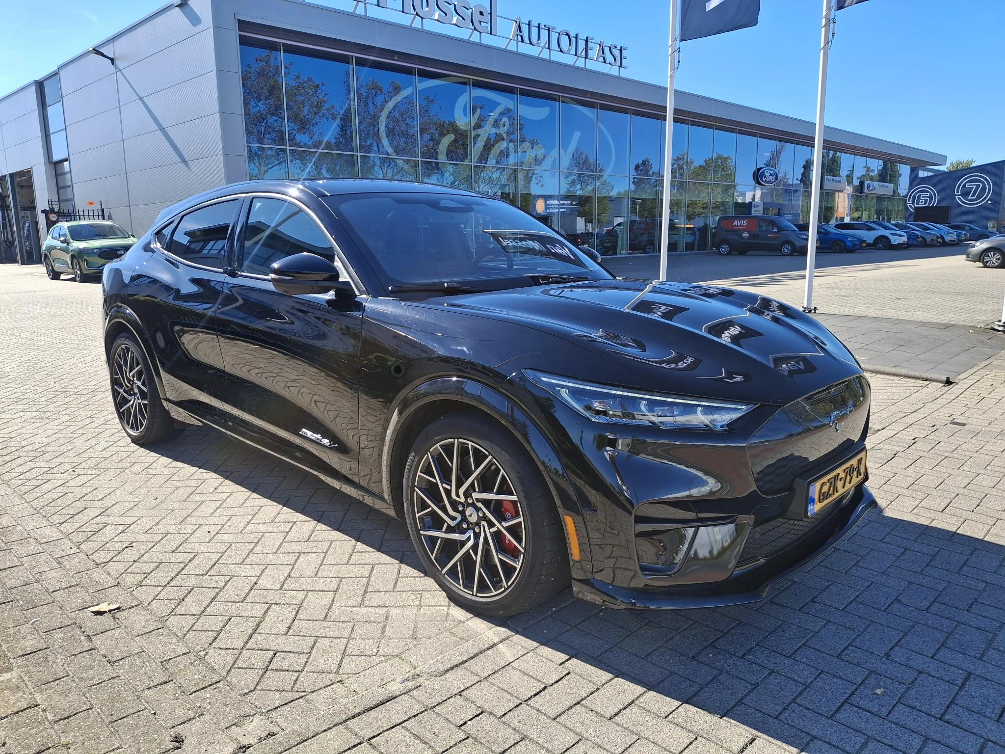 Ford MustangMach-E – autofoto 4