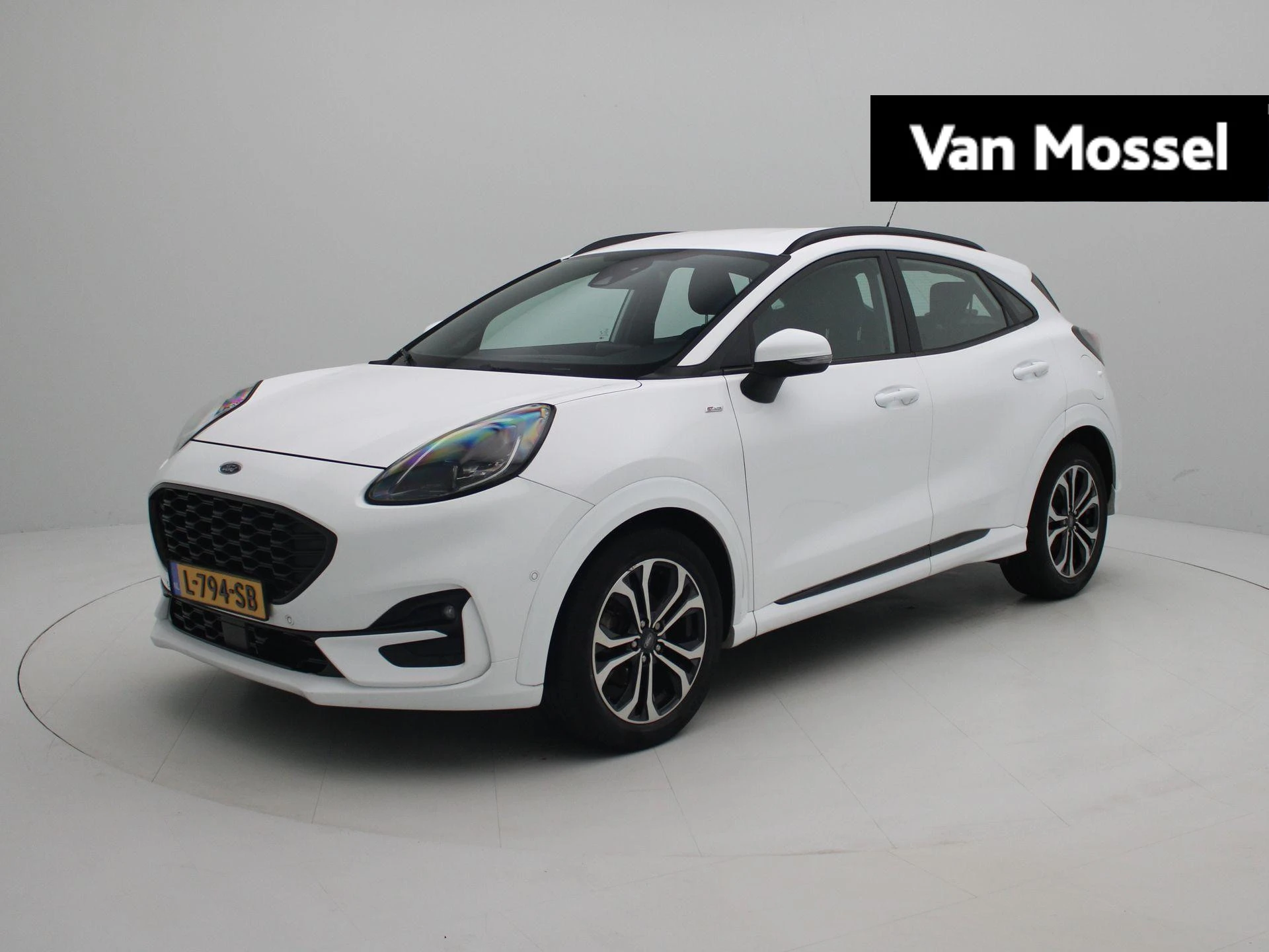 Ford Puma met kenteken 50100 – autofoto 2