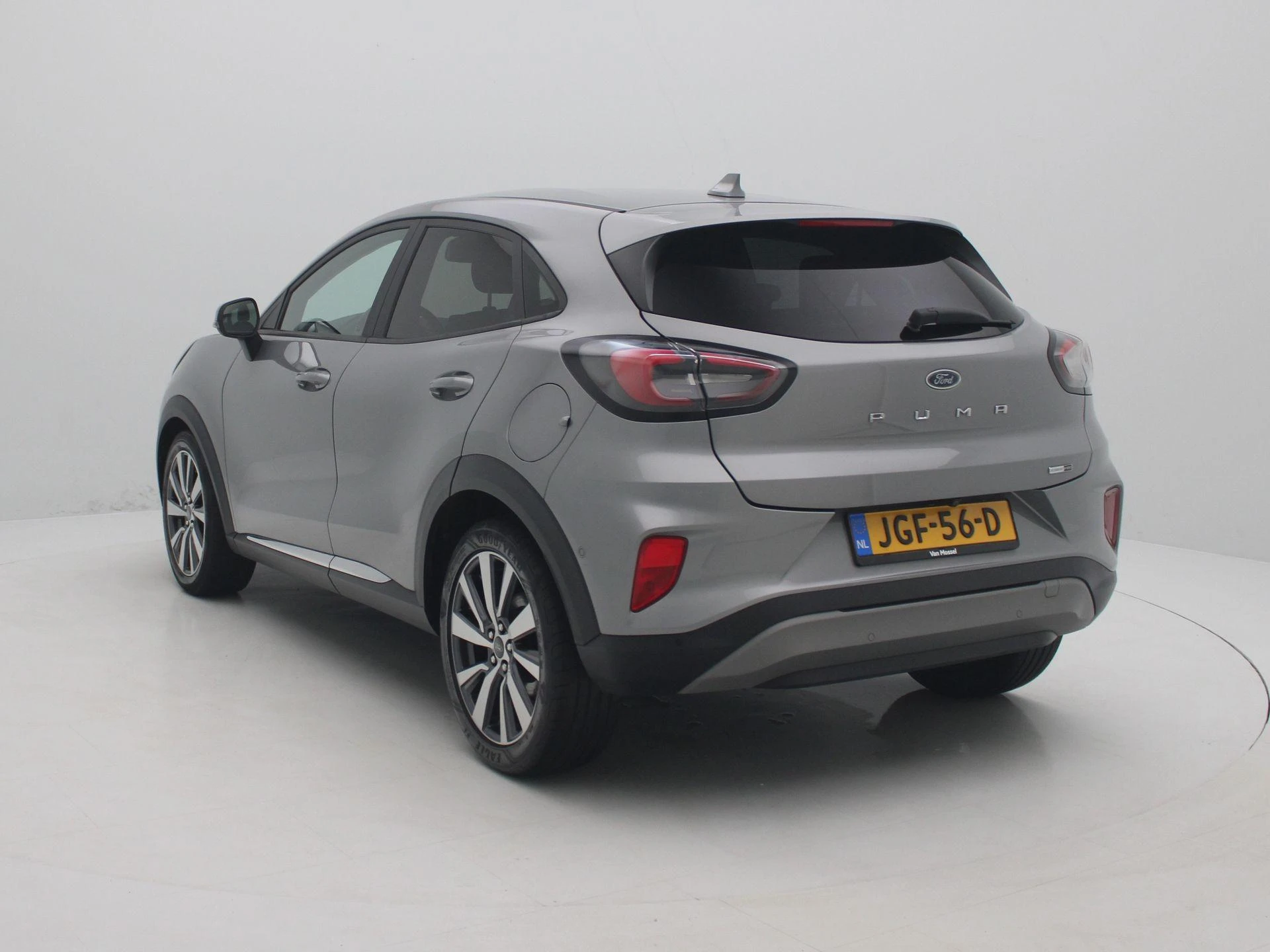 Ford Puma met kenteken 50100 – autofoto 3