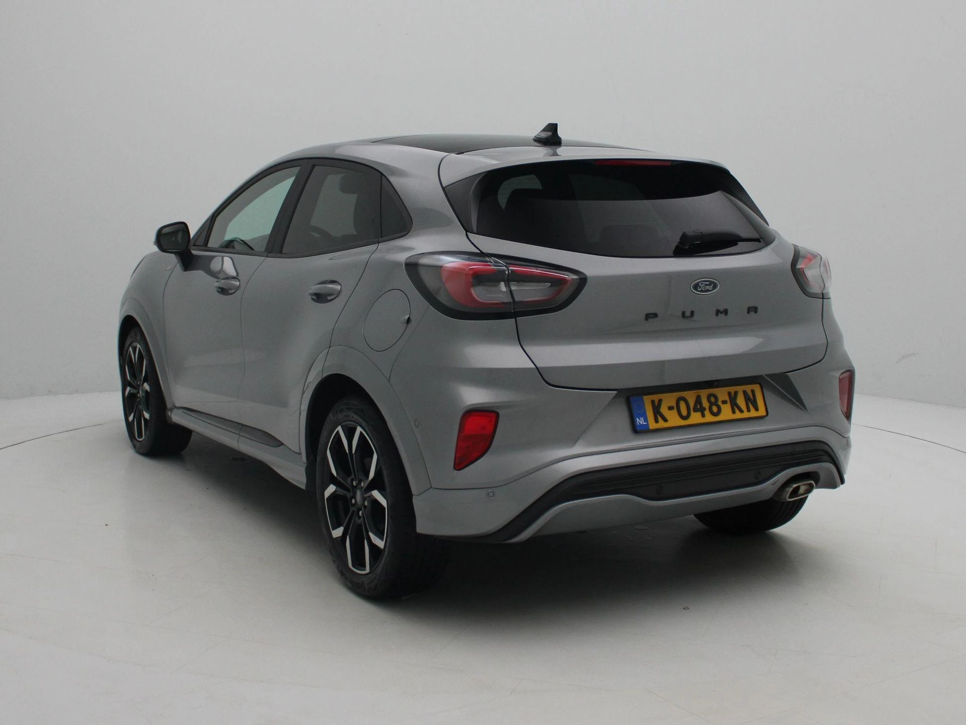 Ford Puma met kenteken 50100 – autofoto 3
