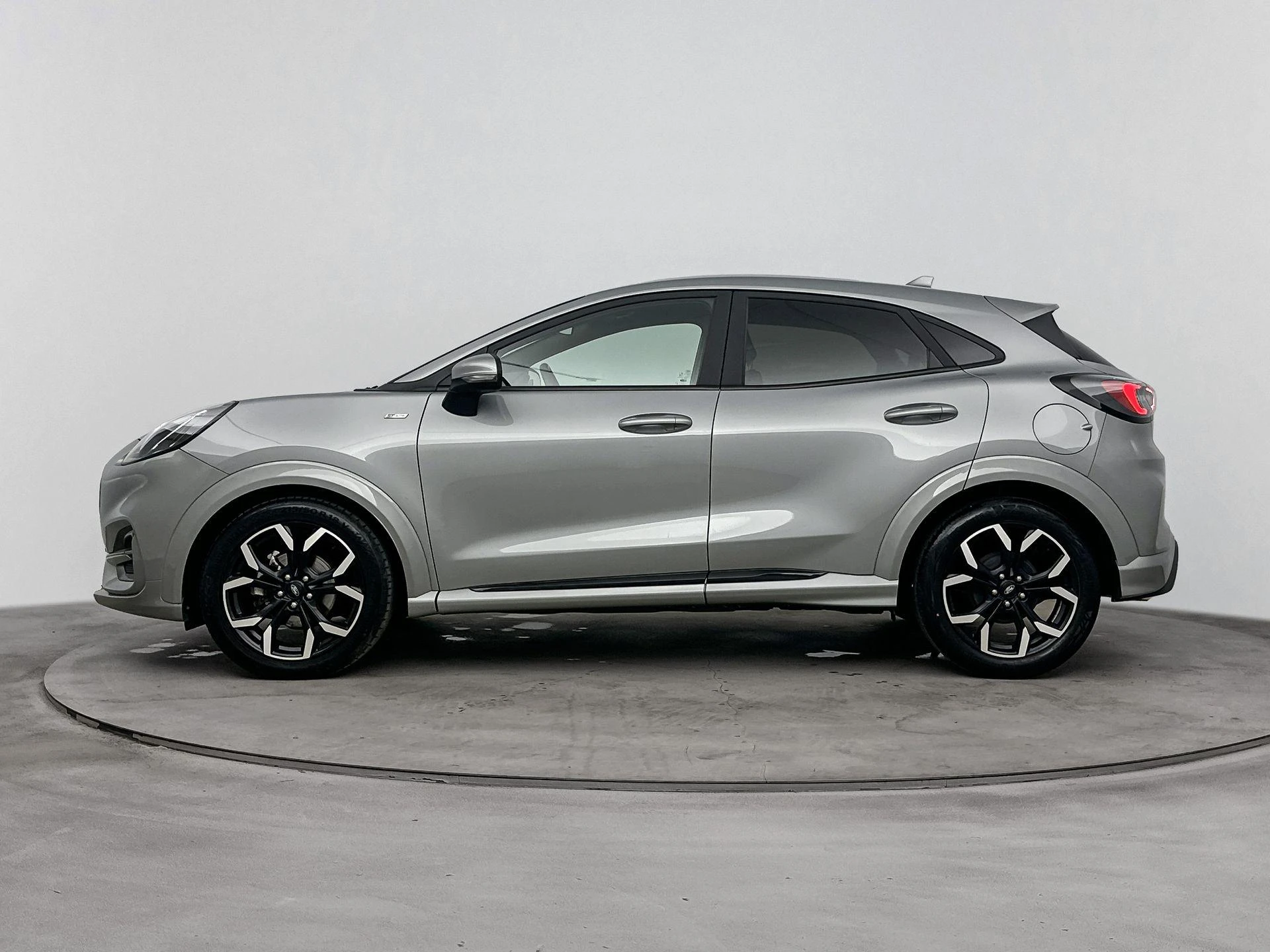 Ford Puma met kenteken 50100 – autofoto 4
