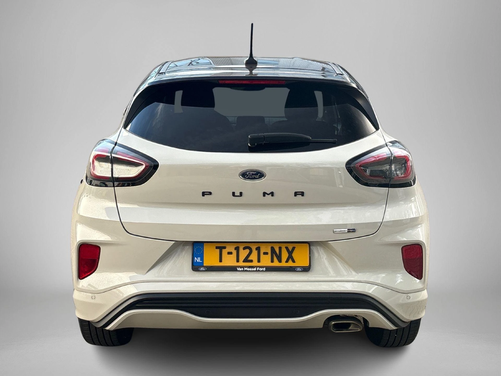 Ford Puma met kenteken 50100 – autofoto 5