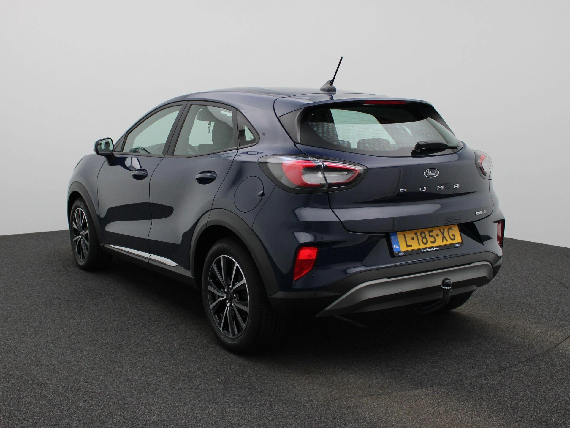Ford Puma met kenteken L-185-XG – autofoto 3