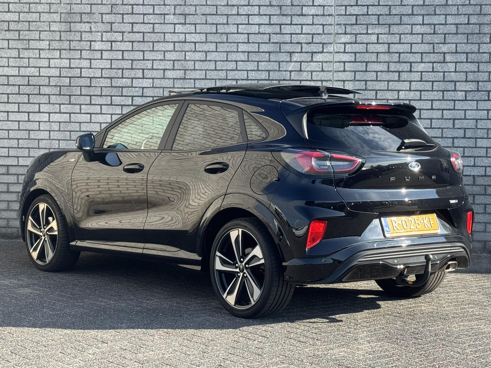 Ford Puma met kenteken R-025-KF – autofoto 5