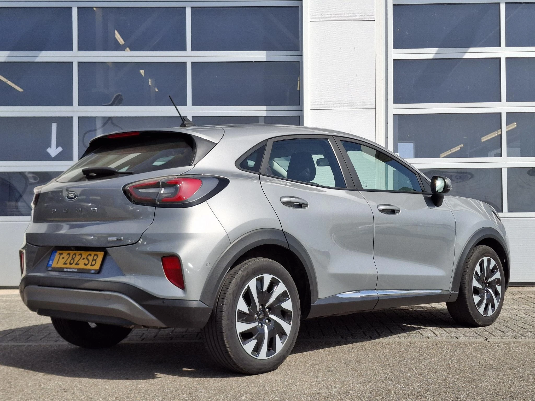 Ford Puma met kenteken T-282-SB – autofoto 4
