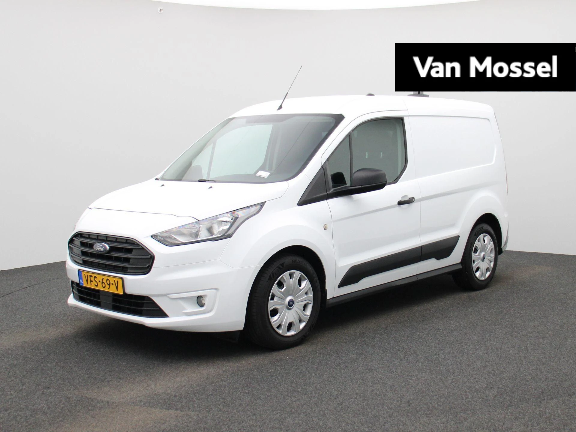 Ford TransitConnect met kenteken 42100 – autofoto 2