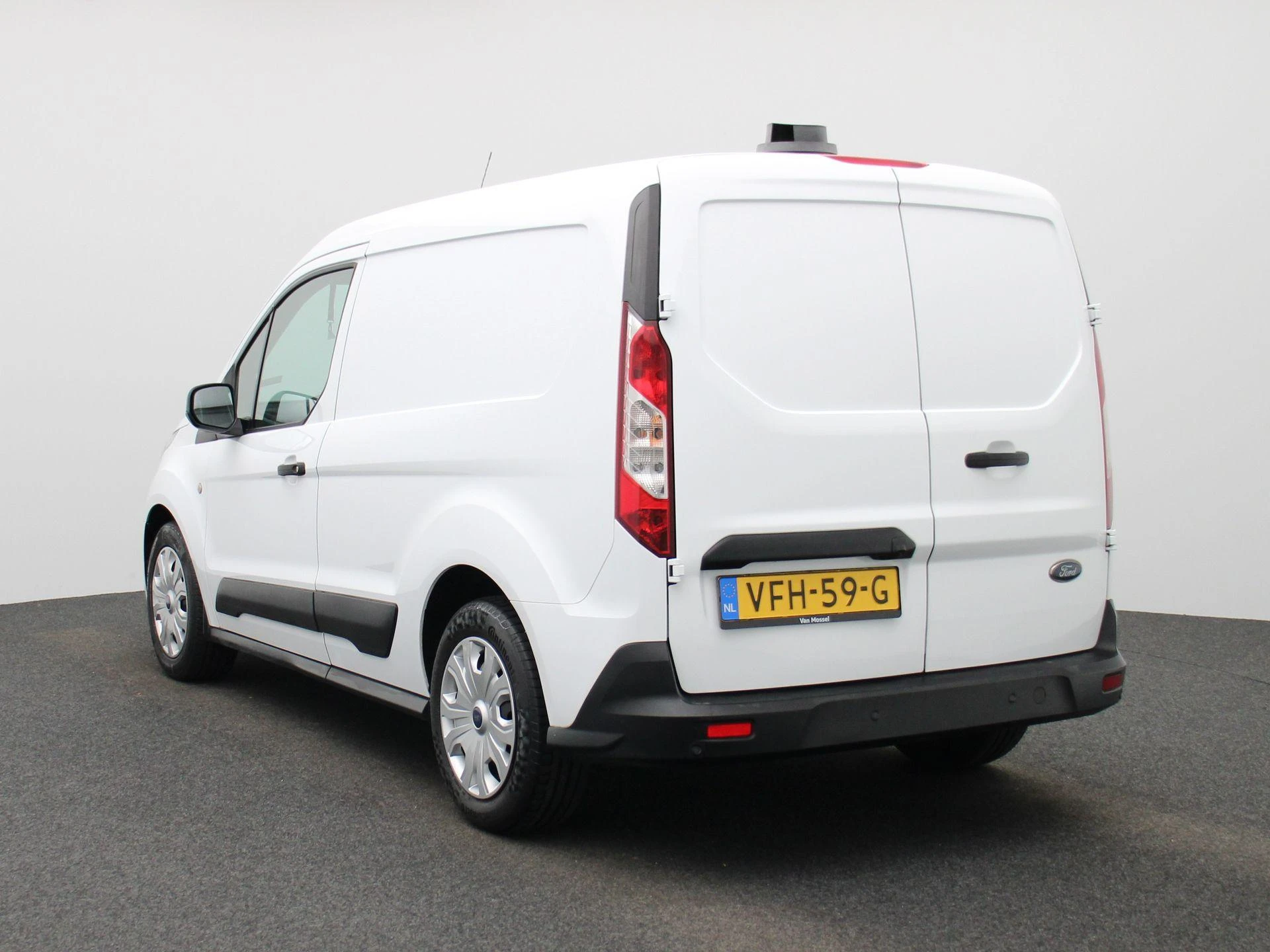 Ford TransitConnect met kenteken 42100 – autofoto 3