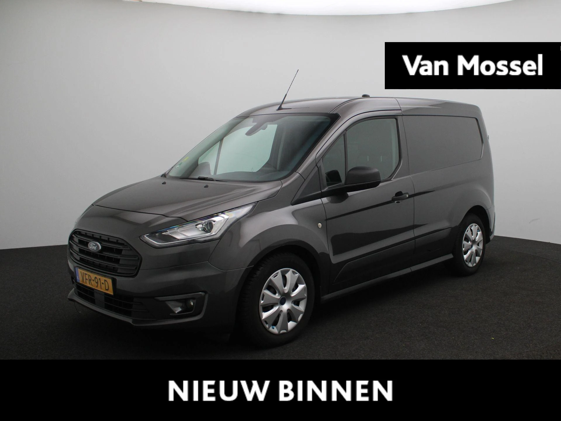 Ford TransitConnect met kenteken 48100 – autofoto 2