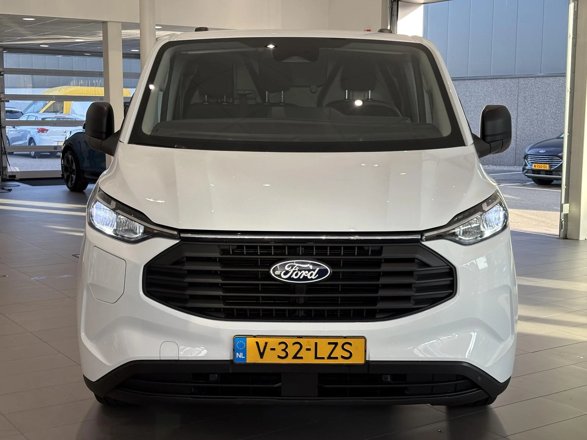 Ford TransitCustom met kenteken 54 – autofoto 4