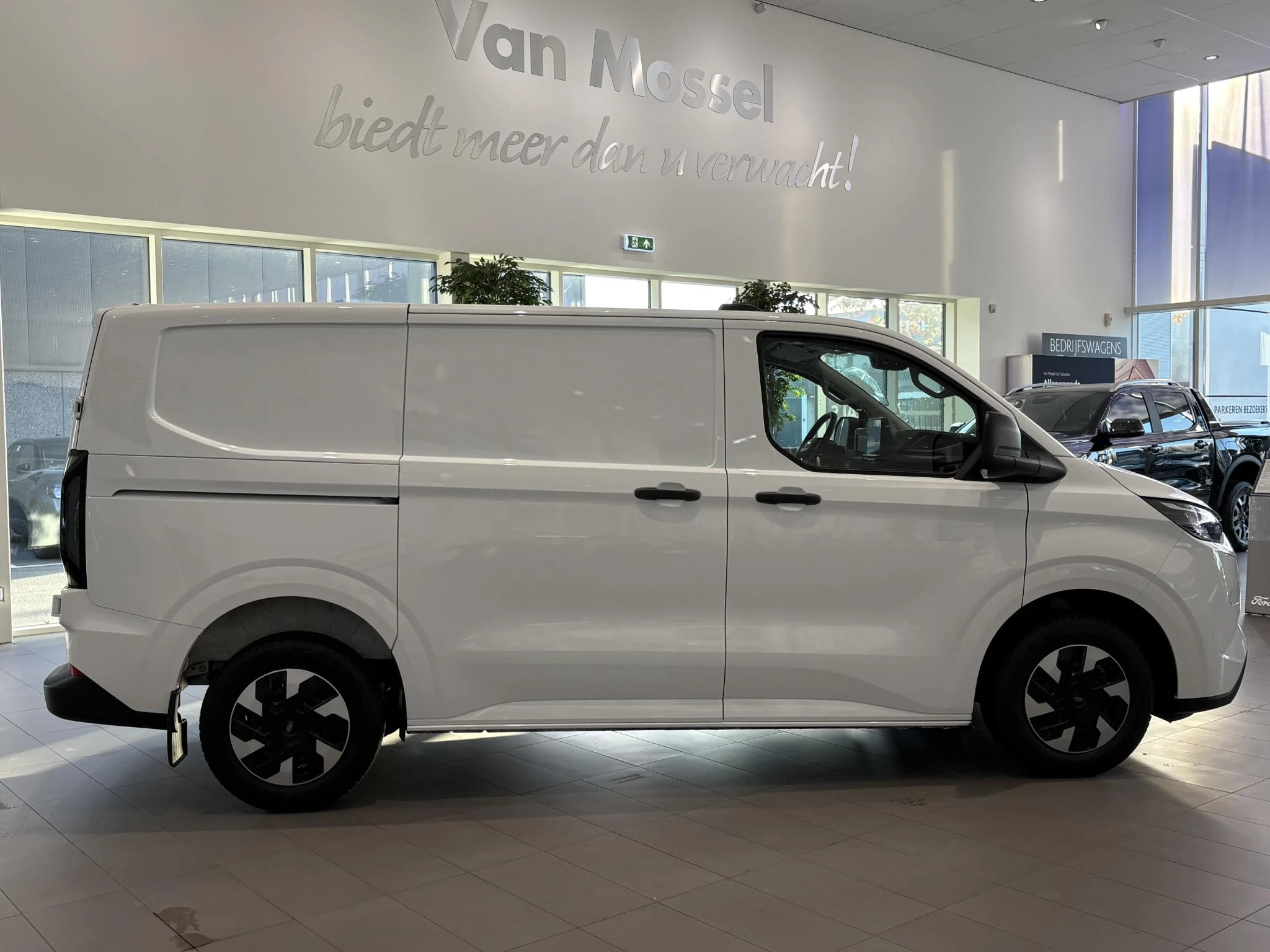 Ford TransitCustom met kenteken 54 – autofoto 5