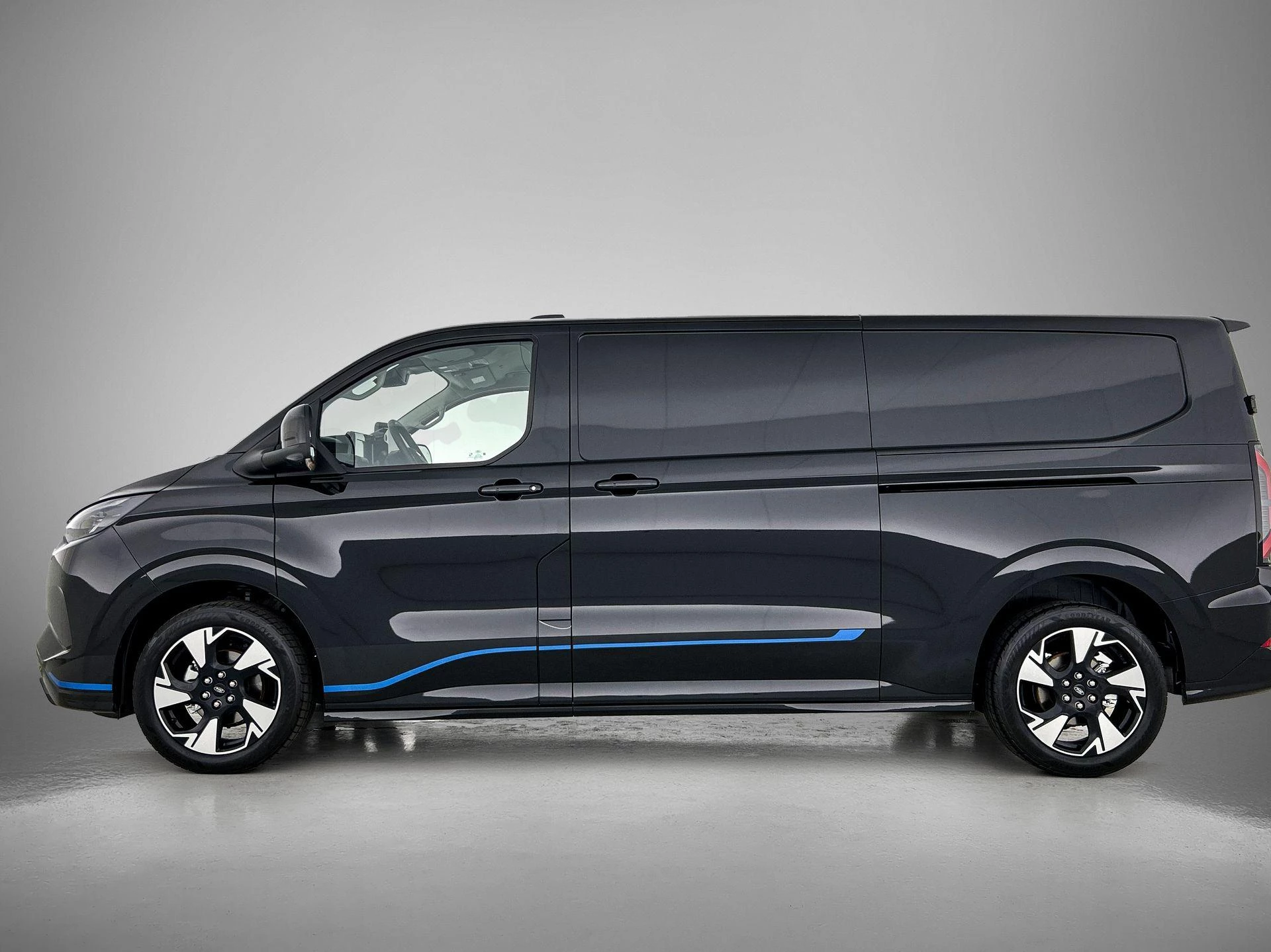 Ford TransitCustom – autofoto 4