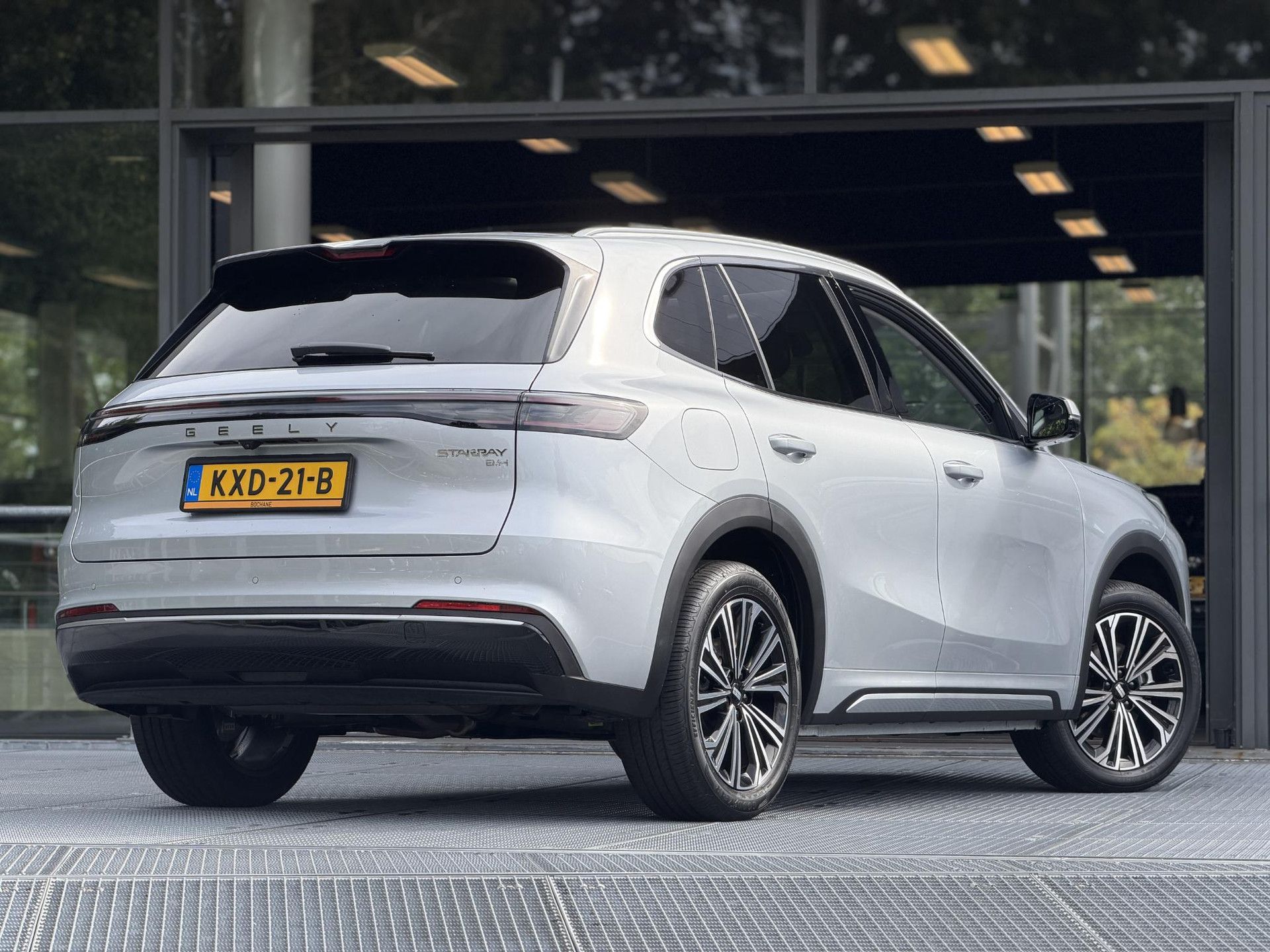 GEELY StarrayEM-i met kenteken KXD-21-B – autofoto 2