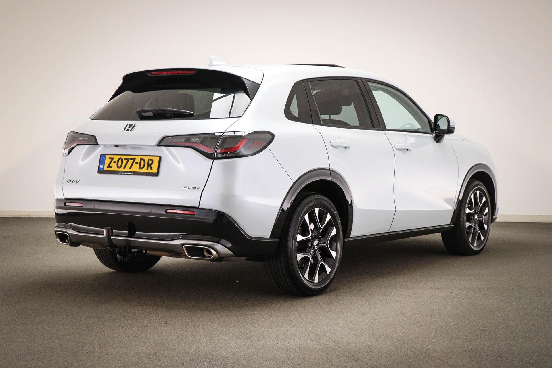 Honda Zr-V met kenteken Z-077-DR – autofoto 2