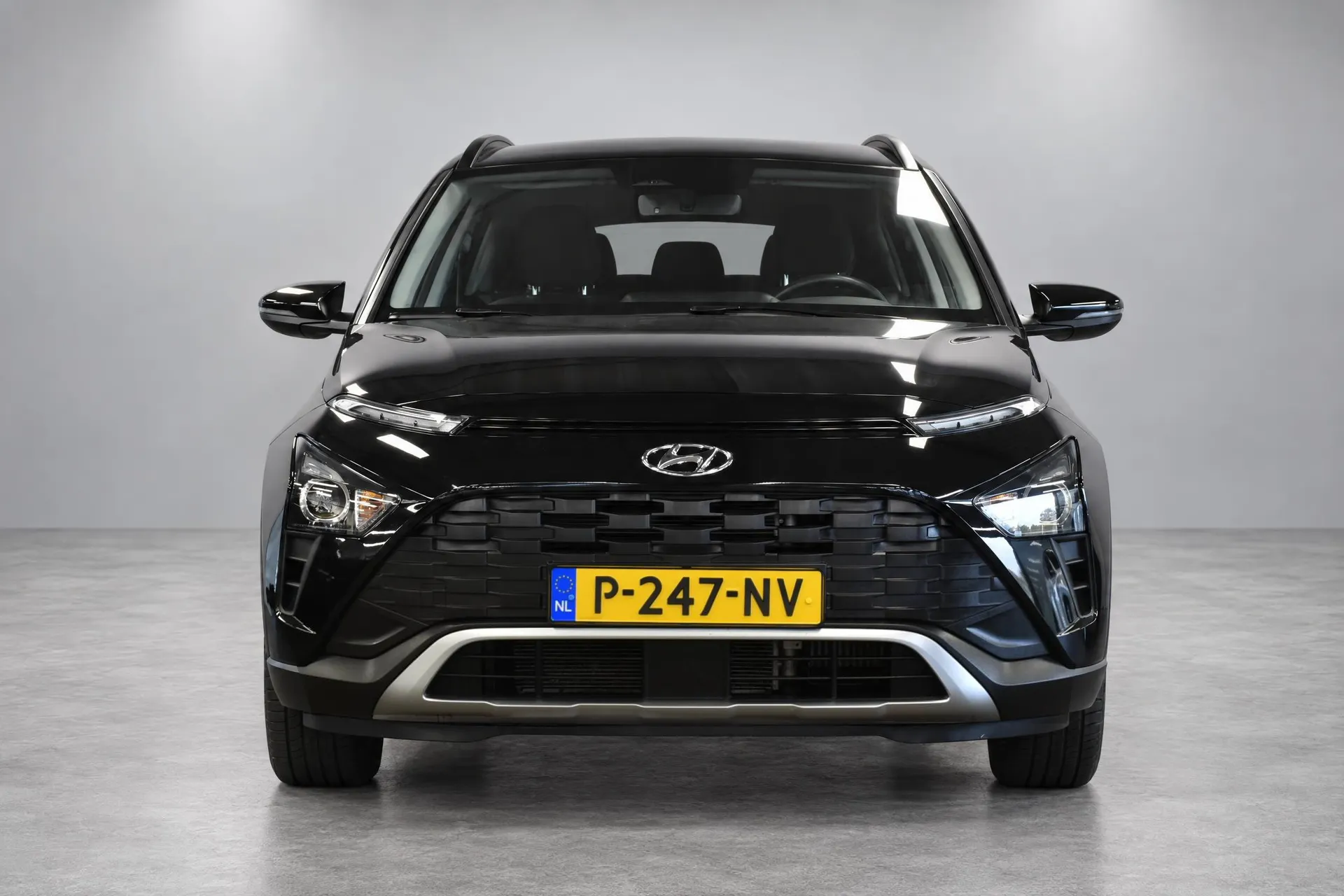 Hyundai Bayon met kenteken P-247-NV – autofoto 2