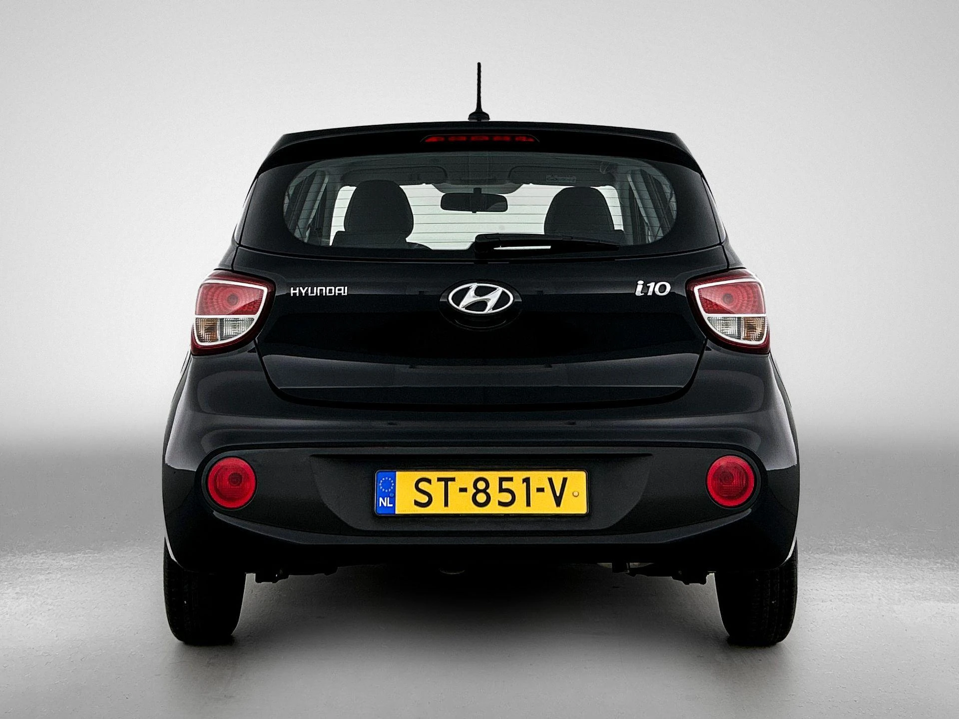 Hyundai i10 met kenteken 49100 – autofoto 5
