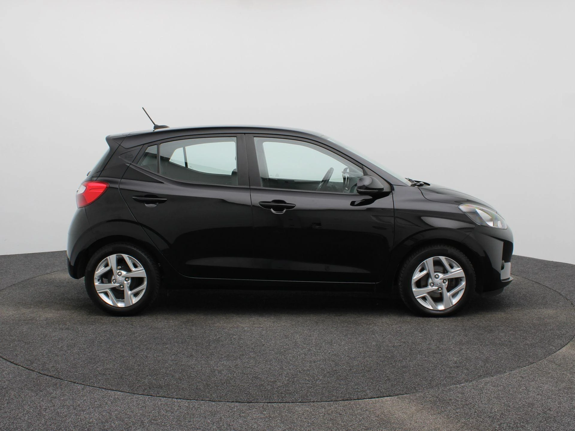 Hyundai i10 met kenteken KTN-50-P – autofoto 4