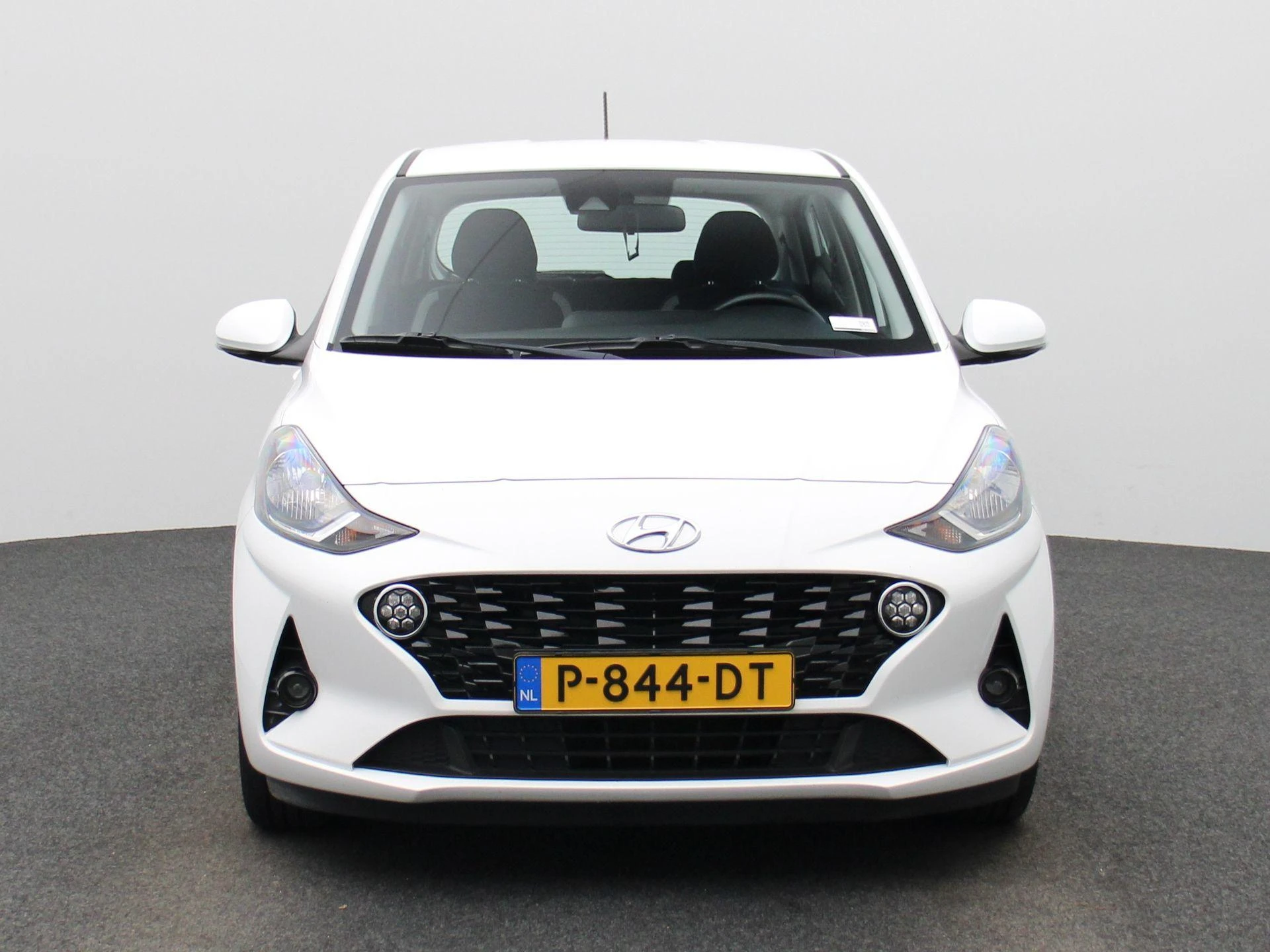 Hyundai i10 met kenteken P-844-DT – autofoto 4