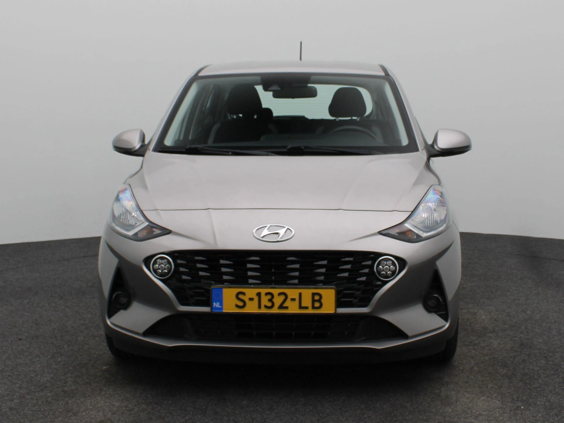 Hyundai i10 met kenteken S-132-LB – autofoto 5