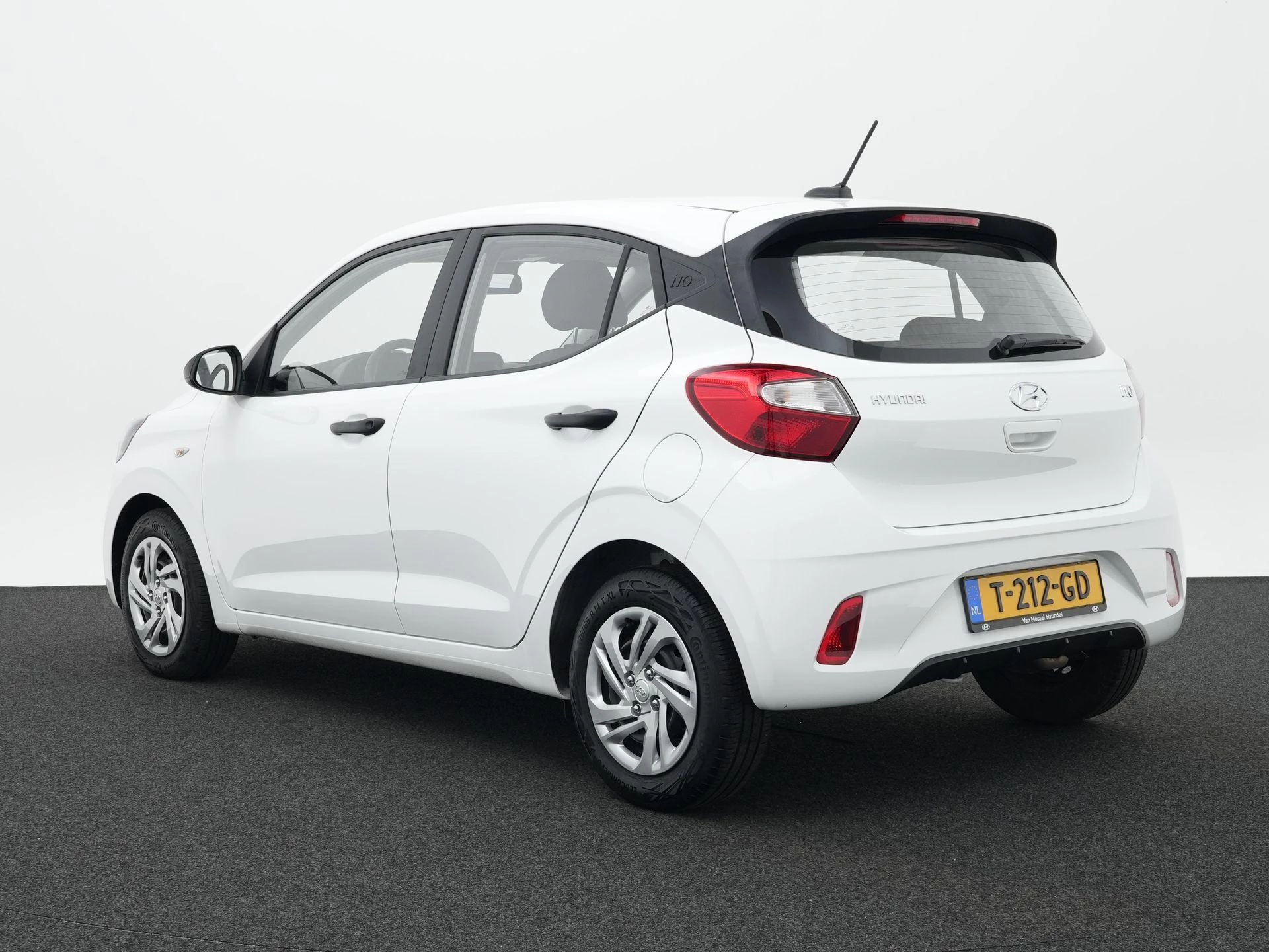 Hyundai i10 met kenteken T-212-GD – autofoto 4