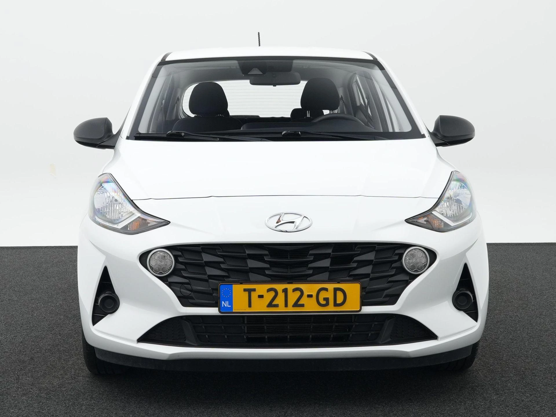 Hyundai i10 met kenteken T-212-GD – autofoto 5