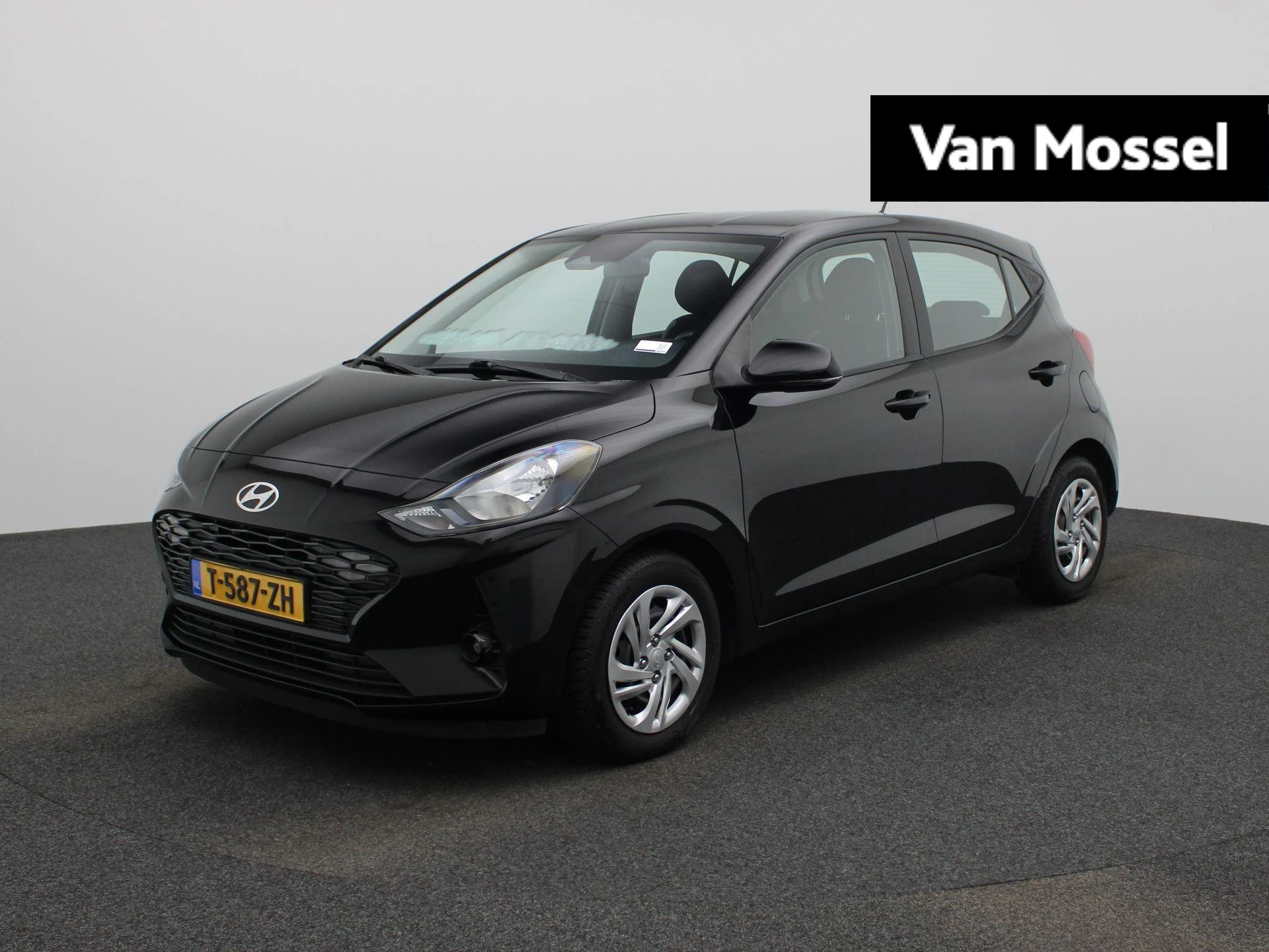 Hyundai i10 met kenteken T-587-ZH – autofoto 2