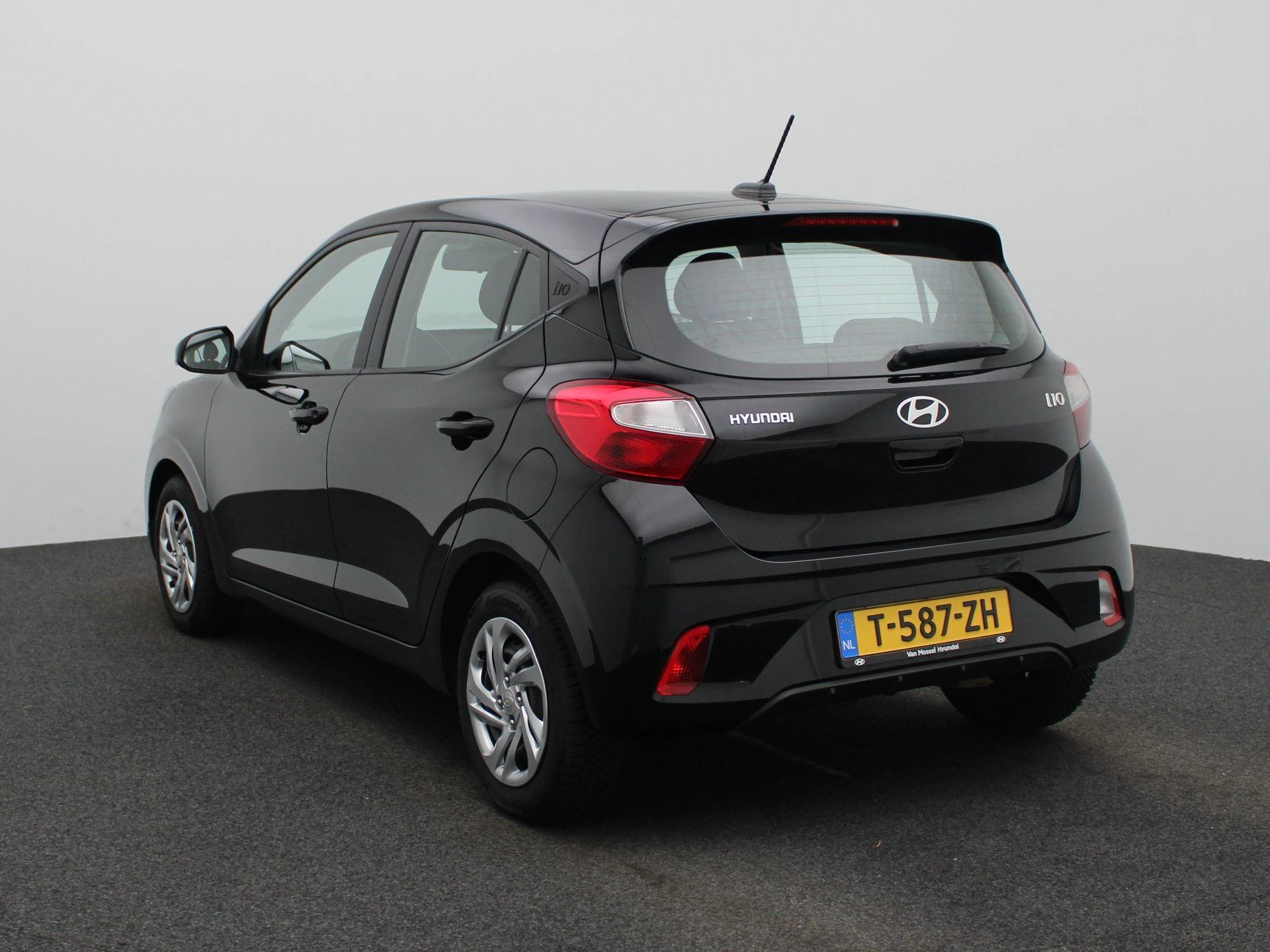 Hyundai i10 met kenteken T-587-ZH – autofoto 3