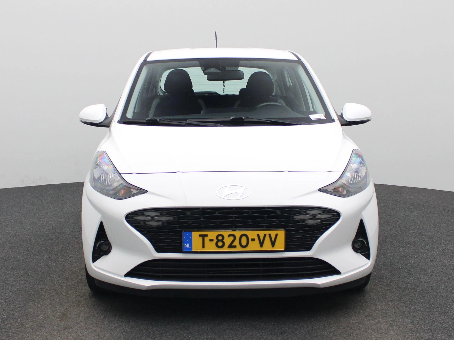 Hyundai i10 met kenteken T-820-VV – autofoto 4