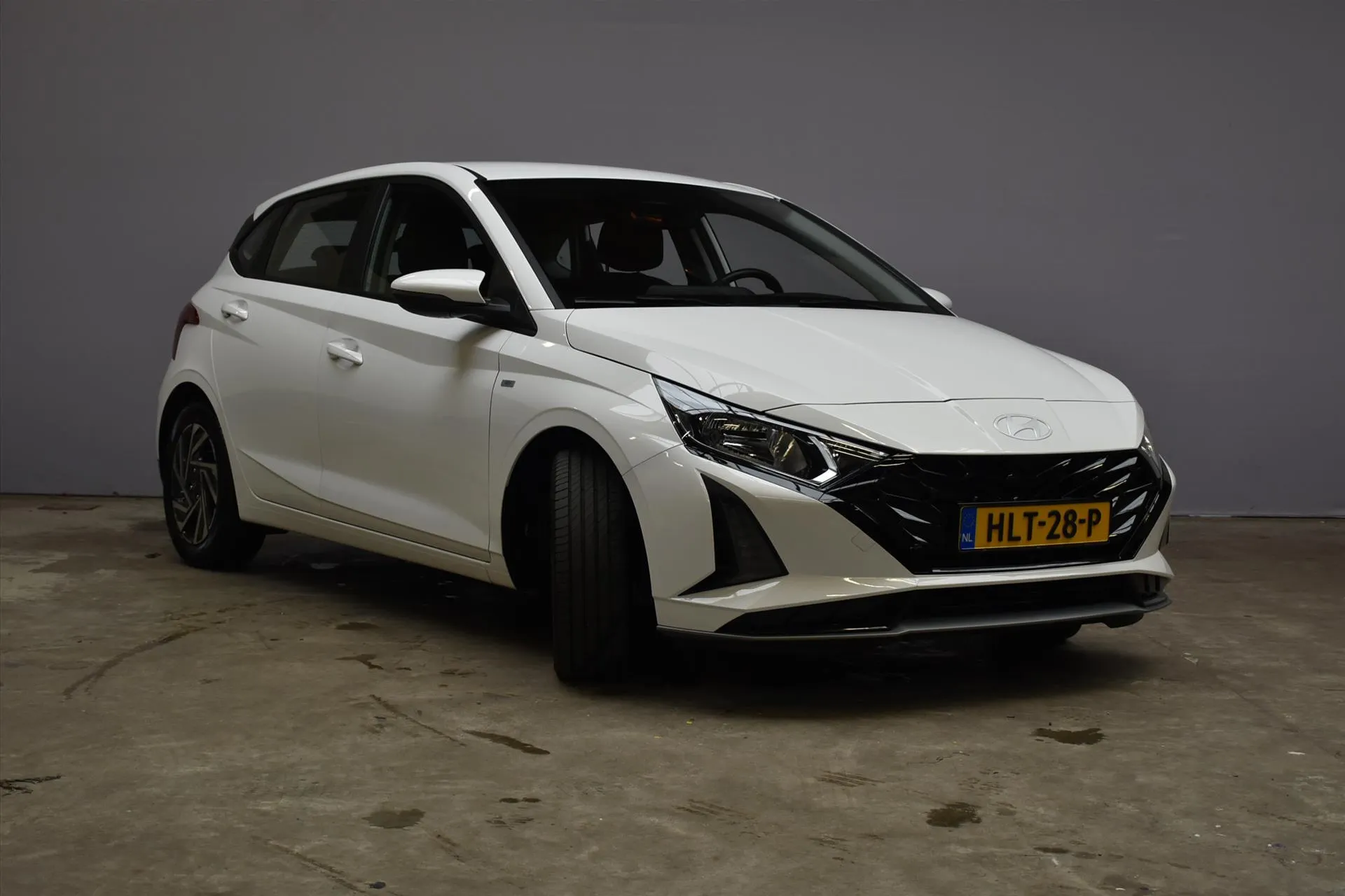 Hyundai i20 met kenteken HLT-28-P – autofoto 5