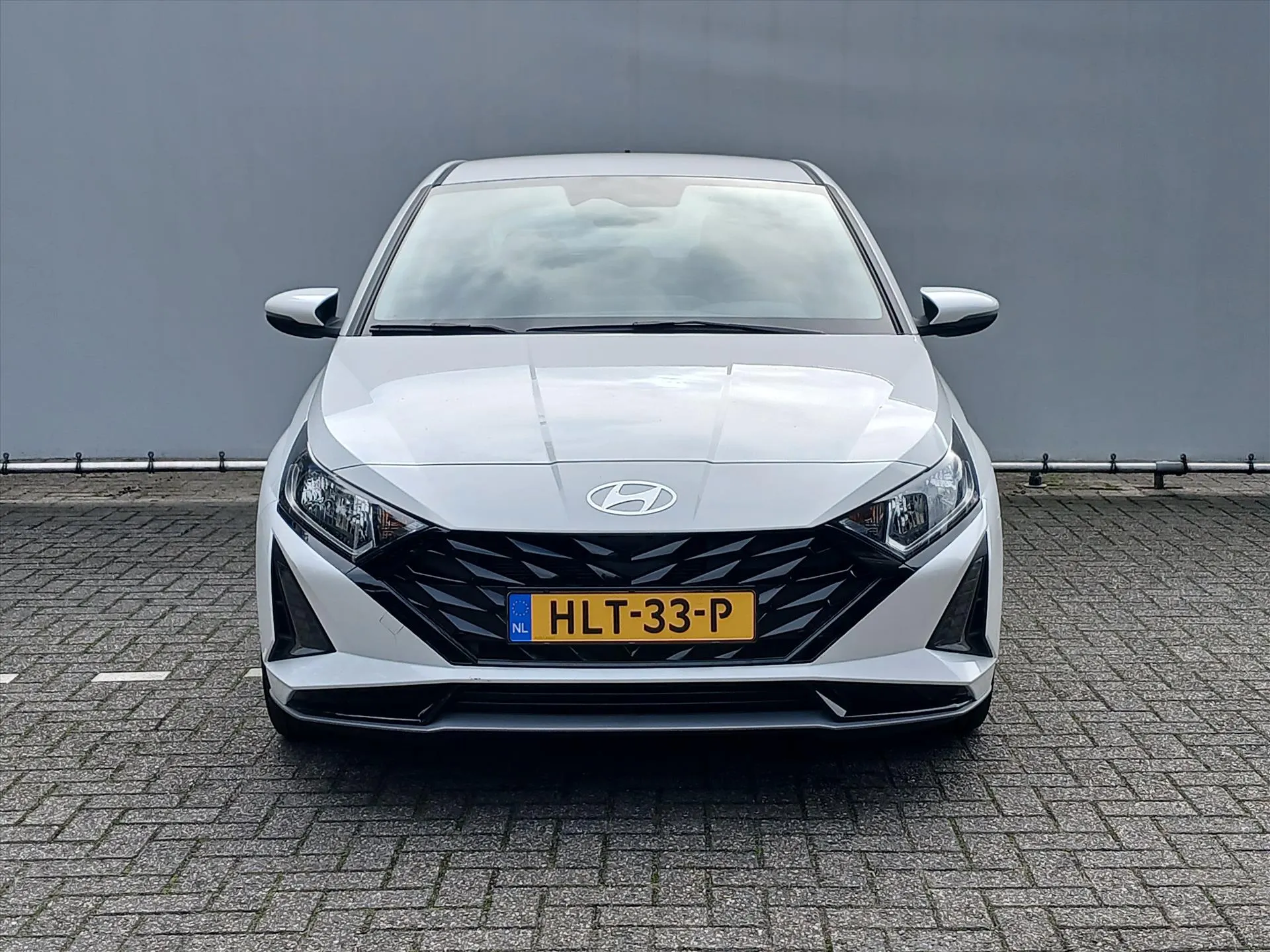 Hyundai i20 met kenteken HLT-33-P – autofoto 2