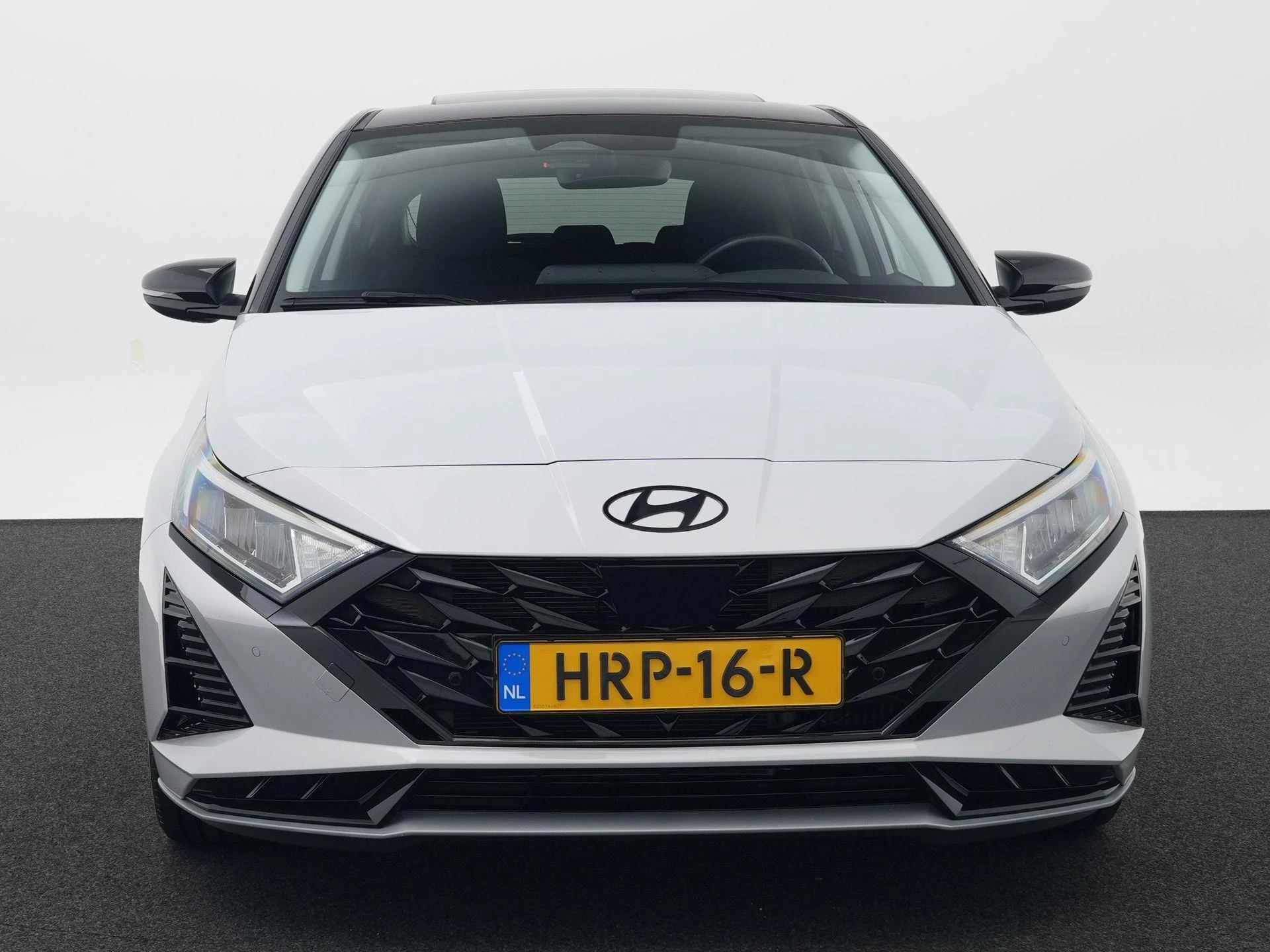 Hyundai i20 met kenteken HRP-16-R – autofoto 4