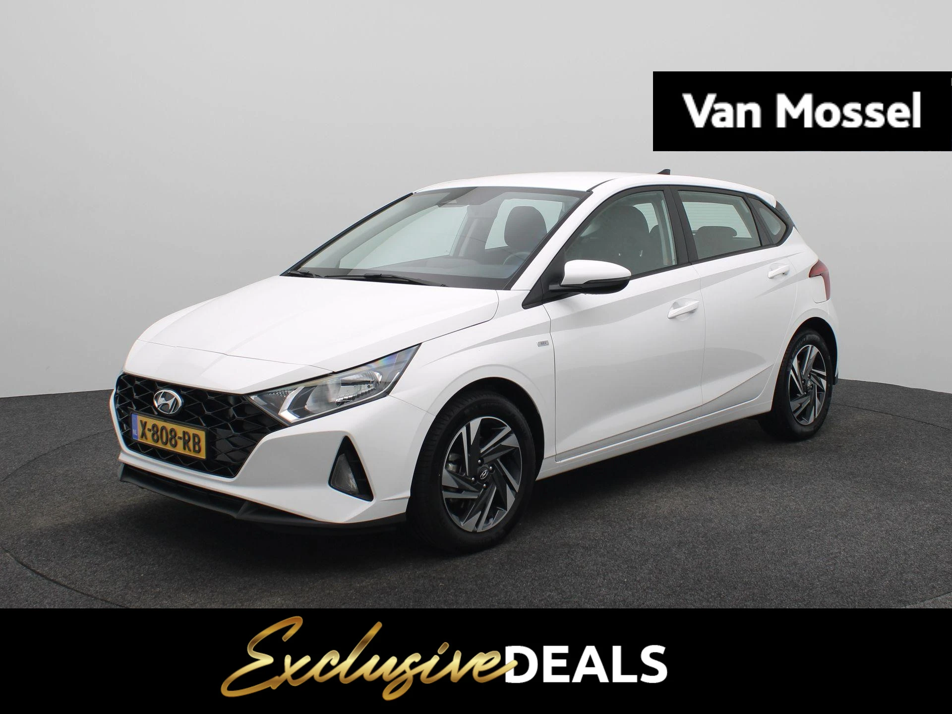 Hyundai i20 met kenteken X-808-RB – autofoto 2