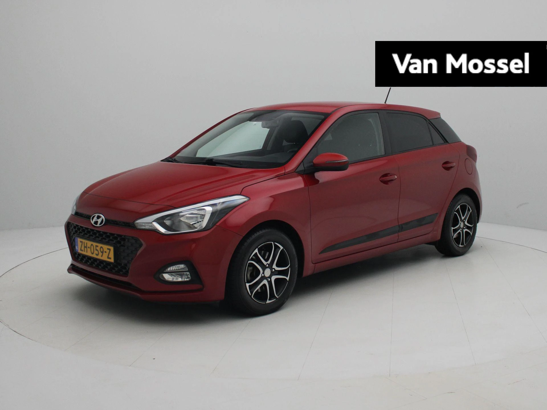 Hyundai i20 met kenteken ZH-059-Z – autofoto 2