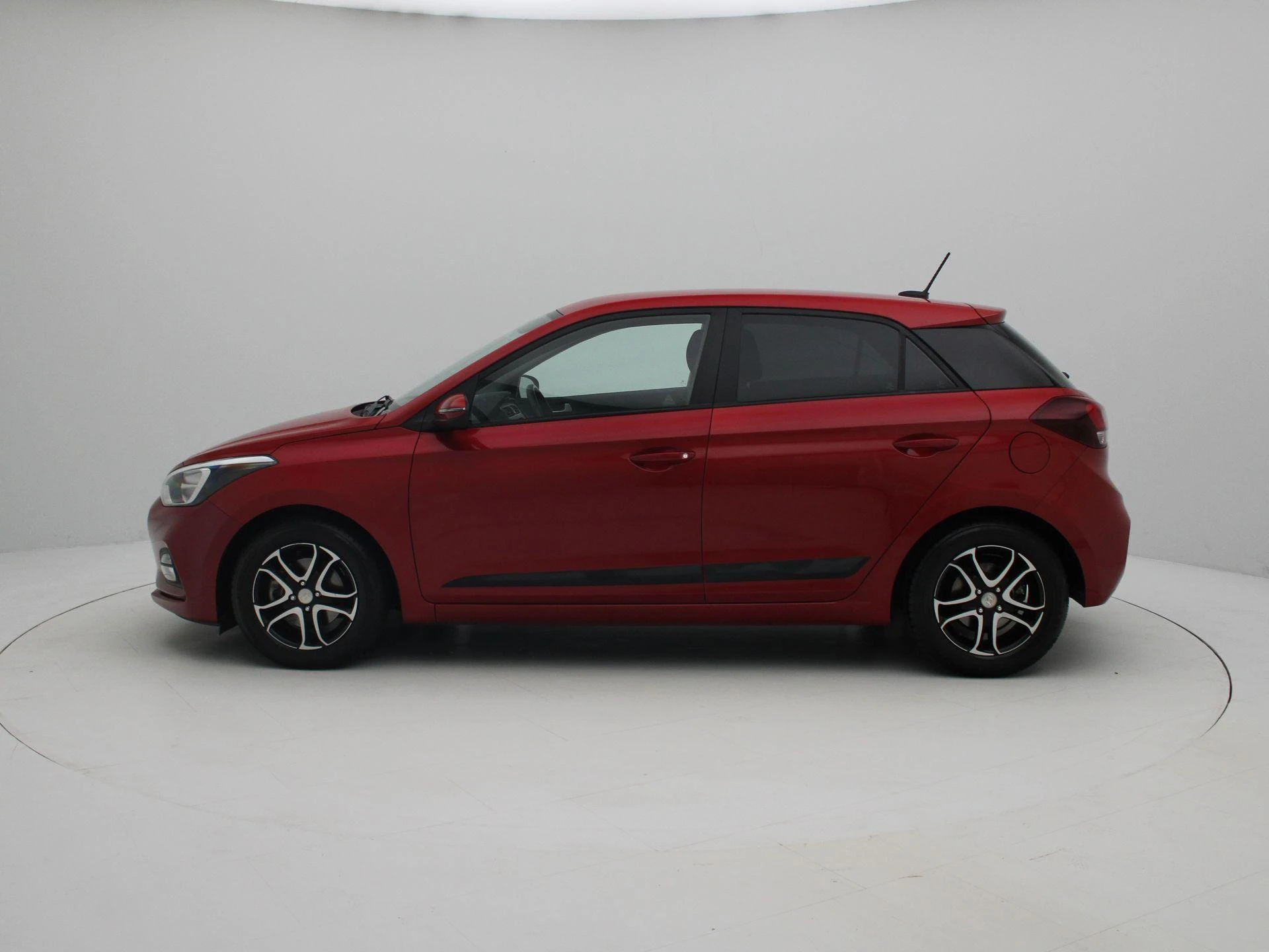 Hyundai i20 met kenteken ZH-059-Z – autofoto 5
