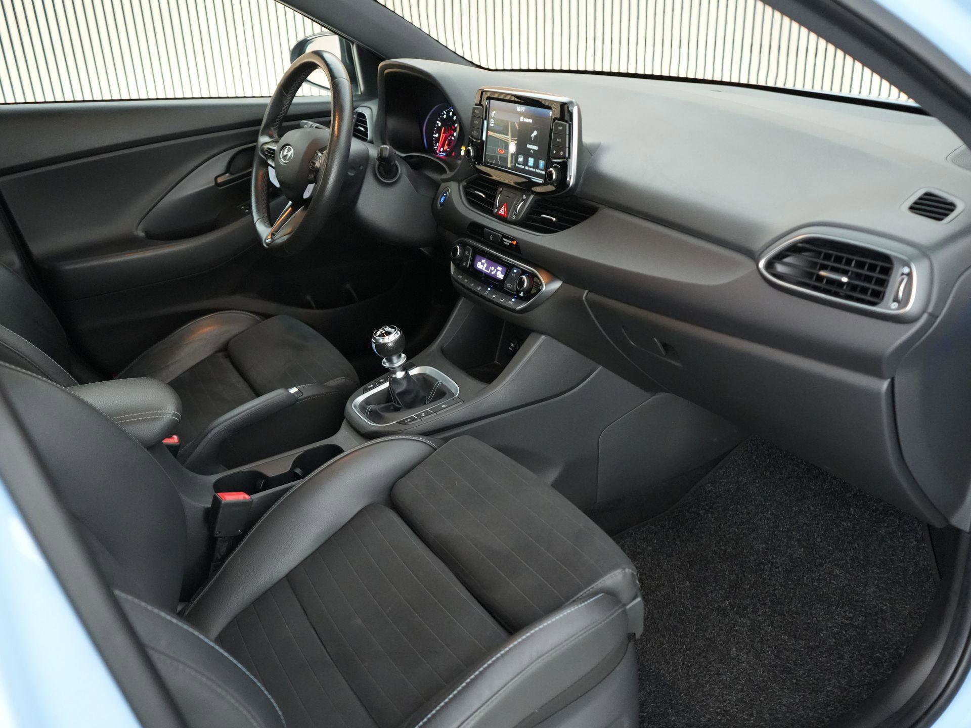 Hyundai i30 met kenteken KZH-81-H – autofoto 3
