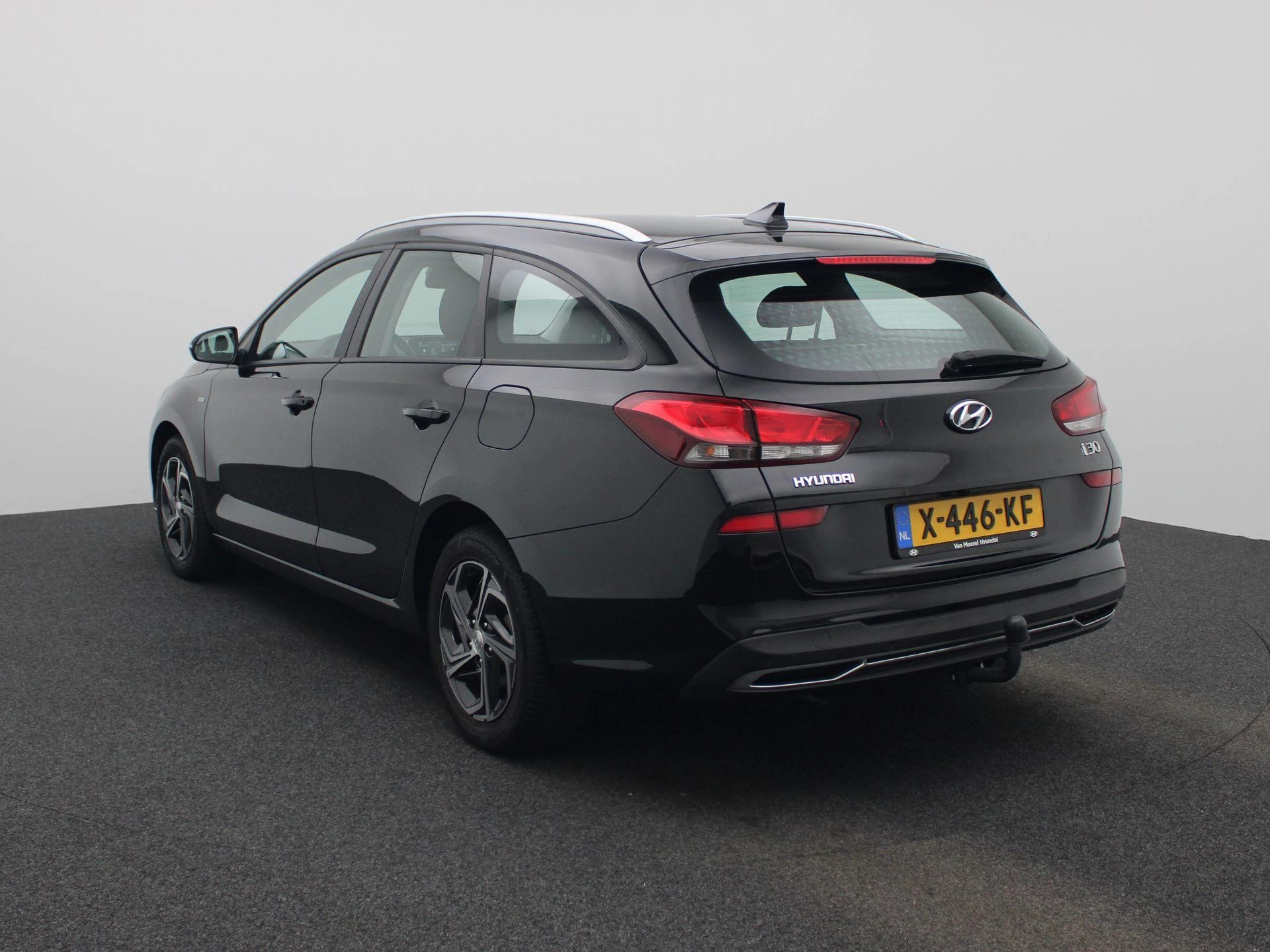 Hyundai i30 met kenteken X-446-KF – autofoto 4