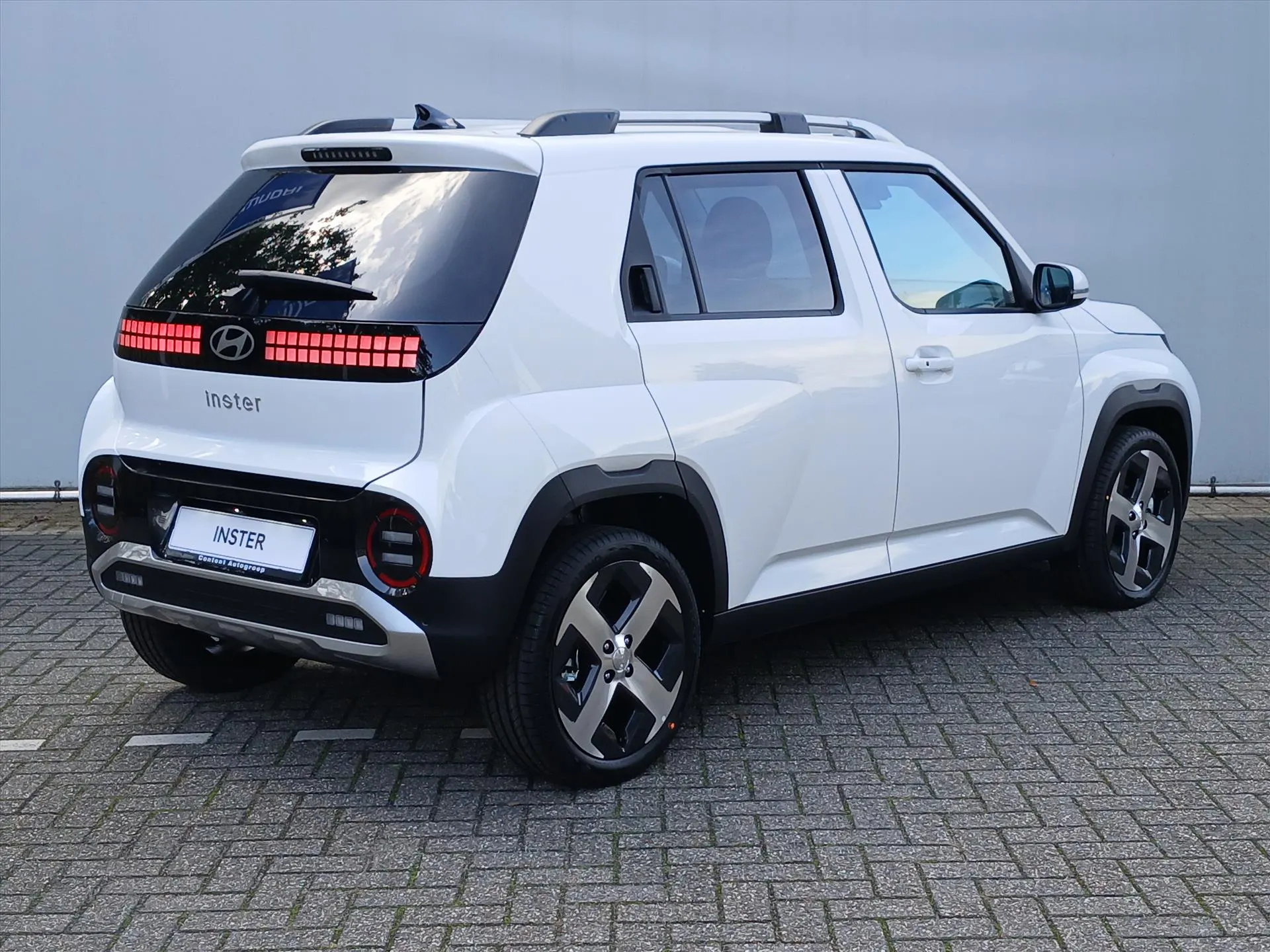 Hyundai Inster met kenteken 78887 – autofoto 5
