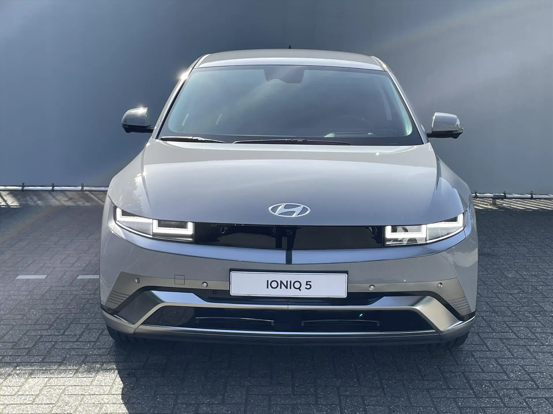 Hyundai IONIQ5 met kenteken 79042 – autofoto 2