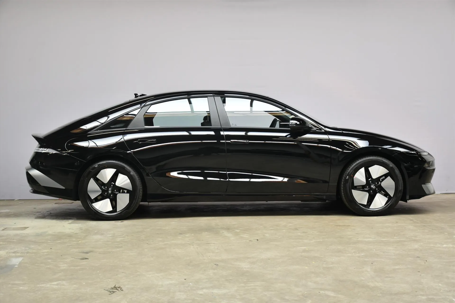 Hyundai IONIQ6 met kenteken 78988 – autofoto 4