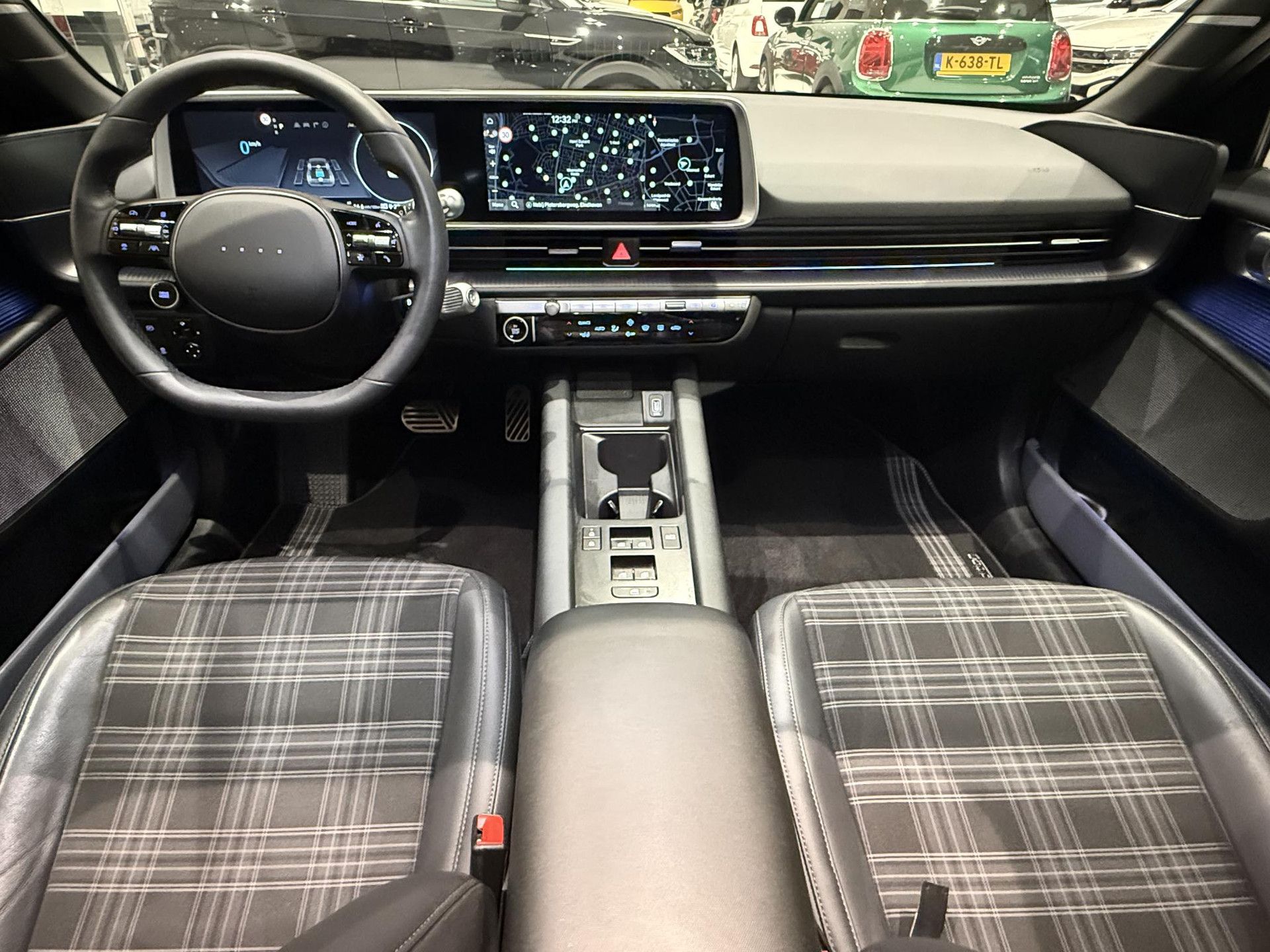 Hyundai IONIQ6 met kenteken S-847-VD – autofoto 3