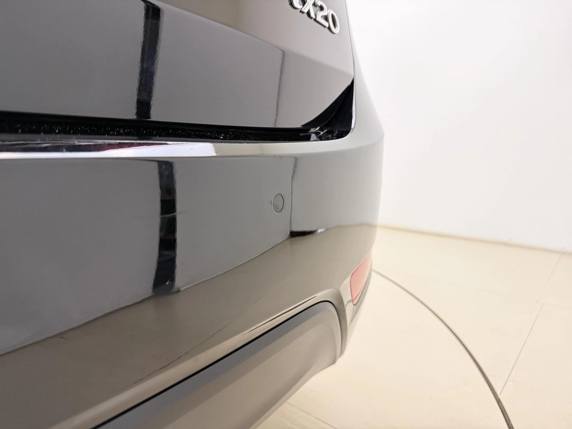 Hyundai ix20 met kenteken 83100 – autofoto 4