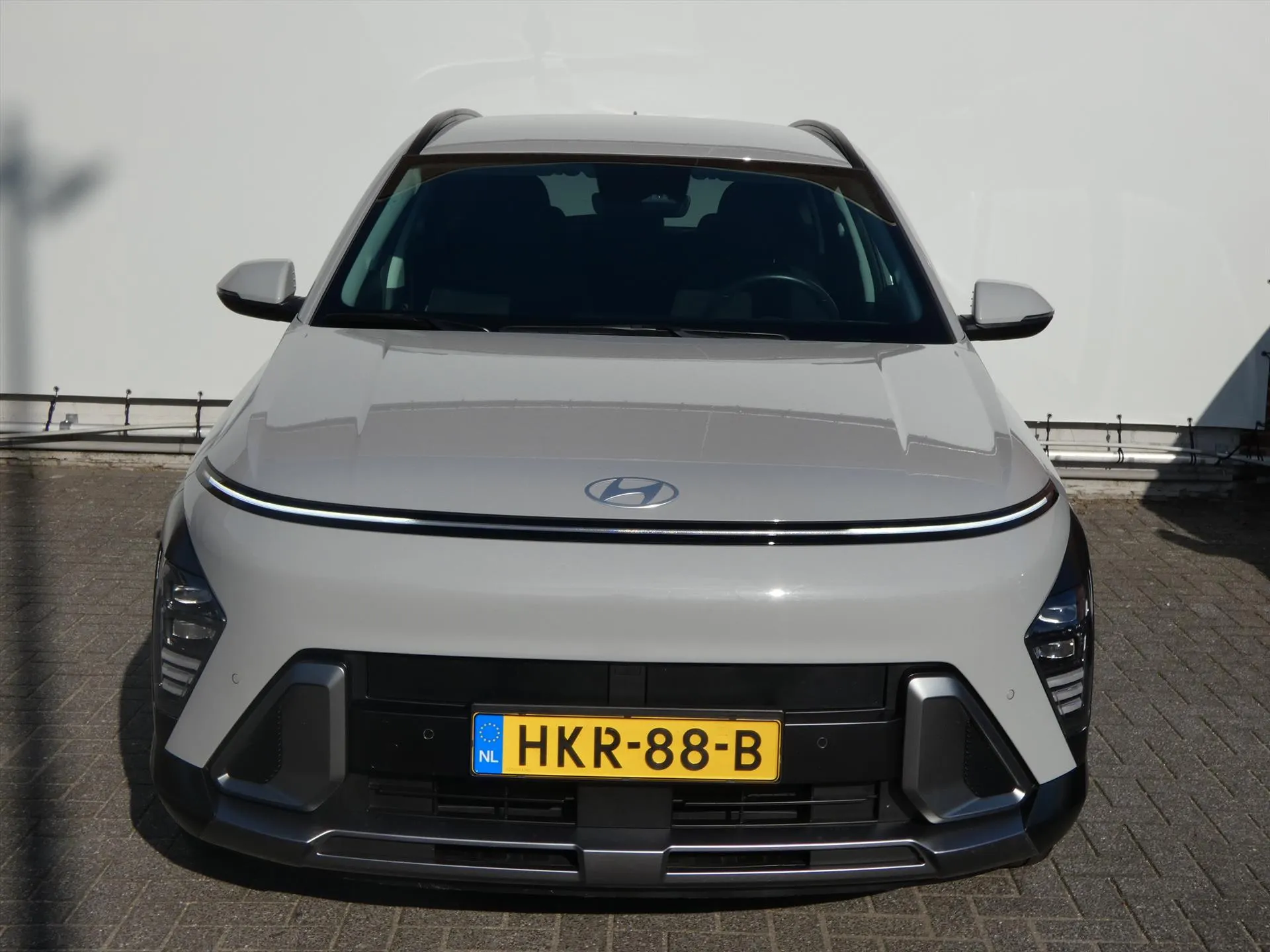 Hyundai Kona met kenteken HKR-88-B – autofoto 2