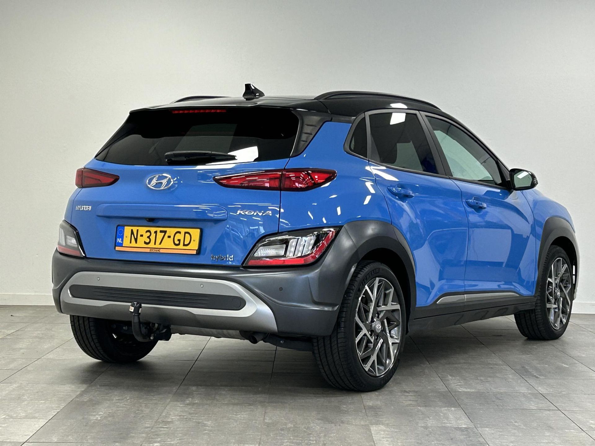 Hyundai Kona met kenteken N-317-GD – autofoto 2