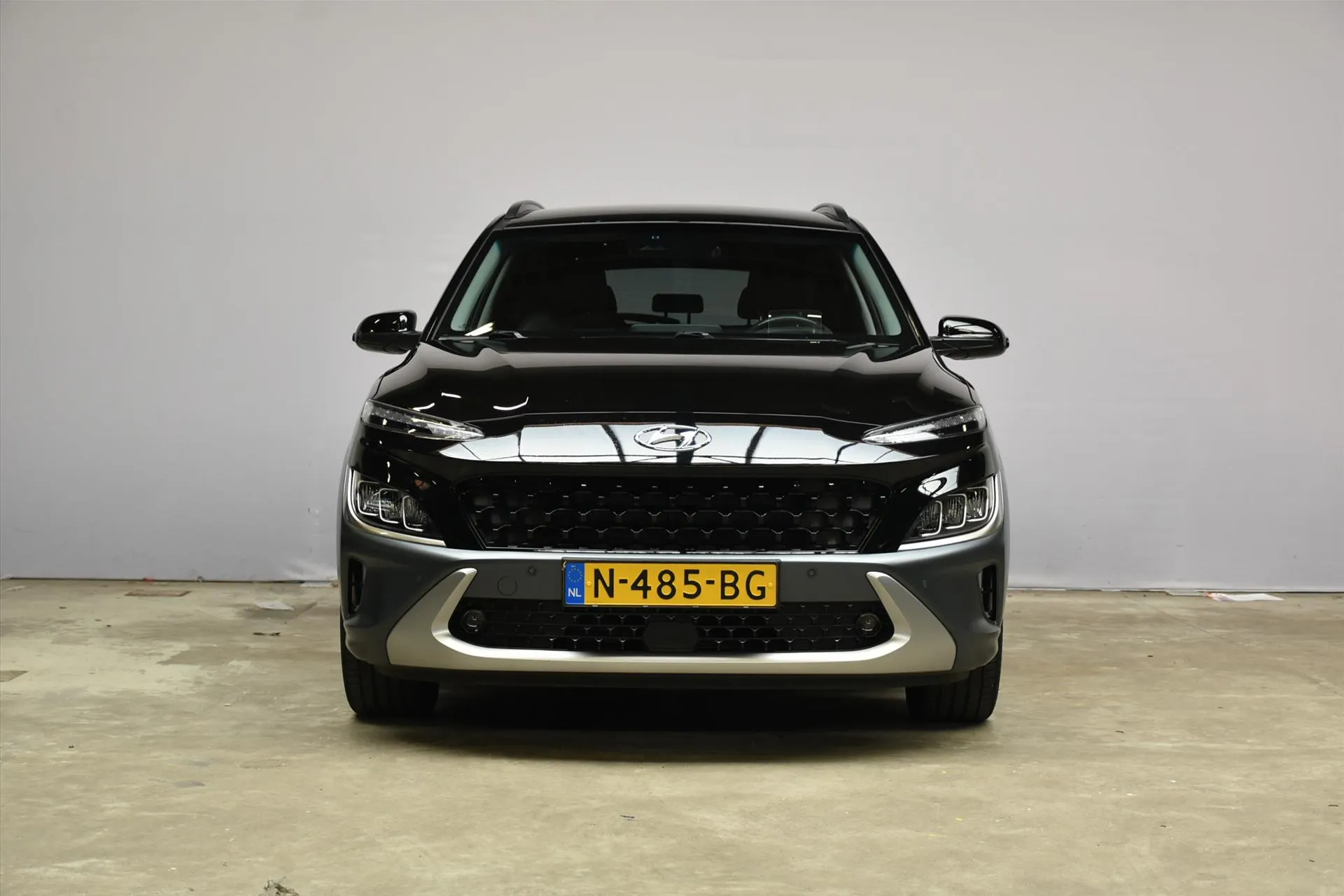 Hyundai Kona met kenteken N-485-BG – autofoto 2