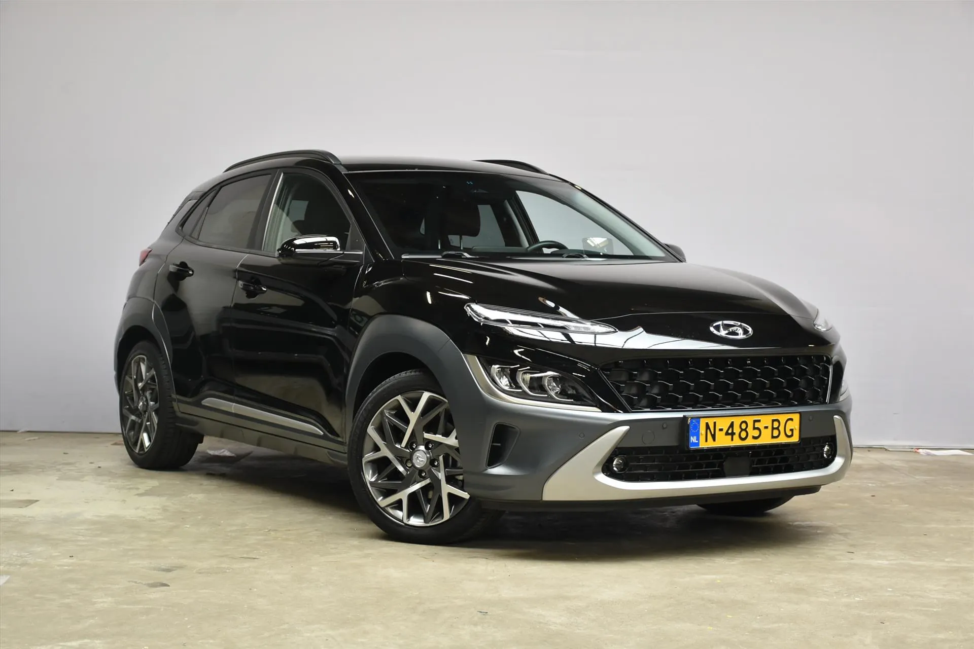 Hyundai Kona met kenteken N-485-BG – autofoto 4