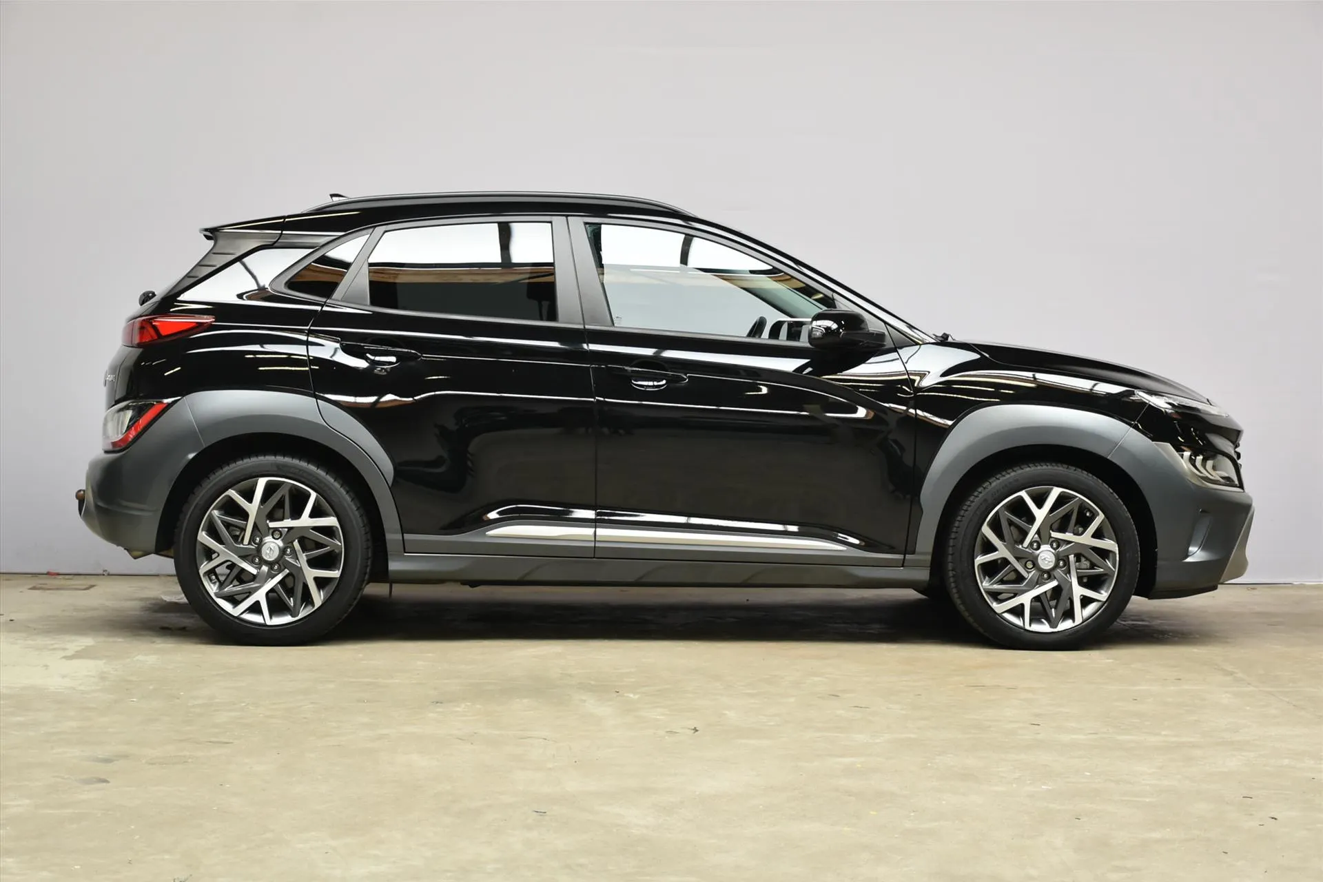 Hyundai Kona met kenteken N-485-BG – autofoto 5