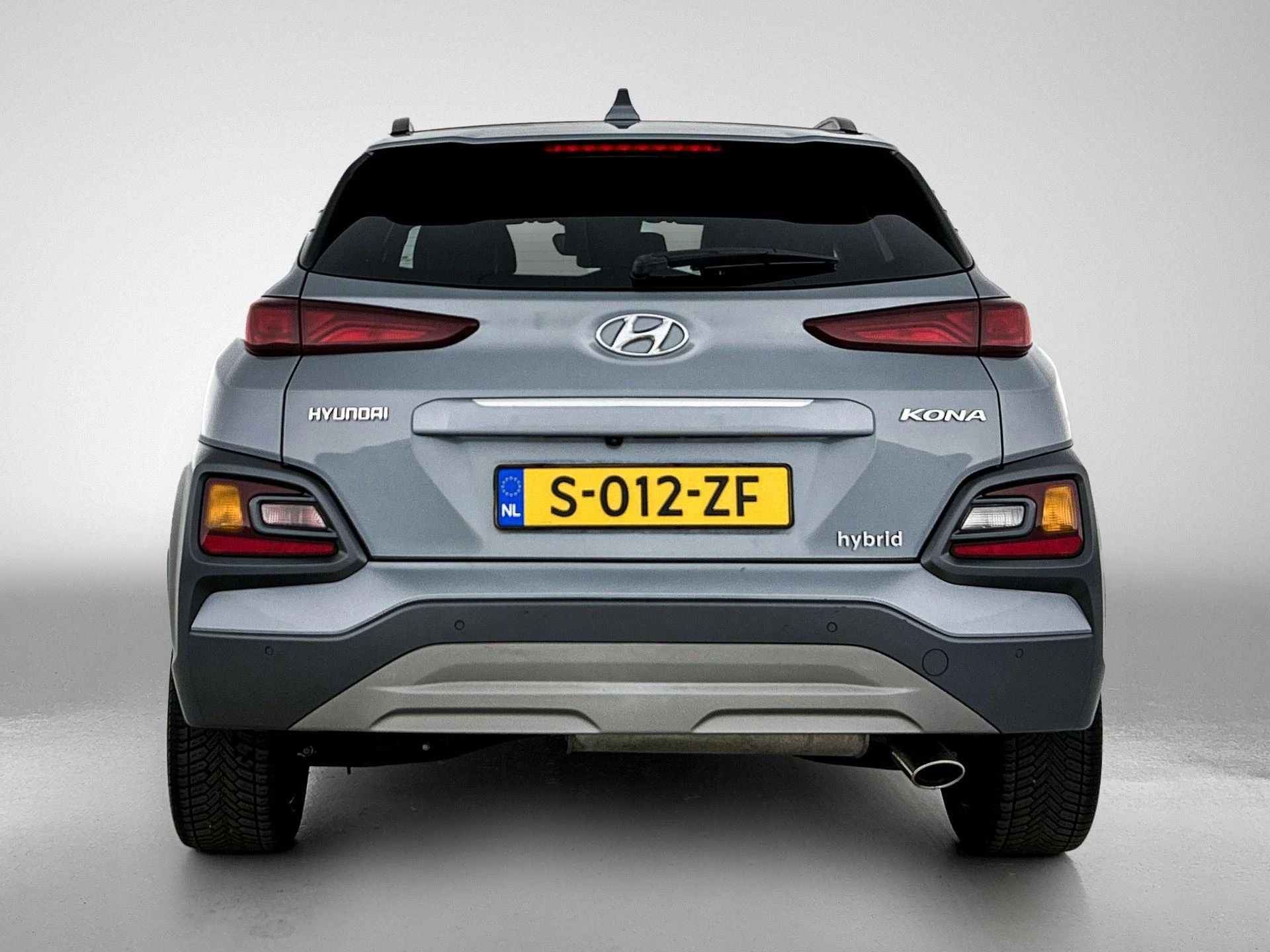 Hyundai Kona met kenteken S-012-ZF – autofoto 5