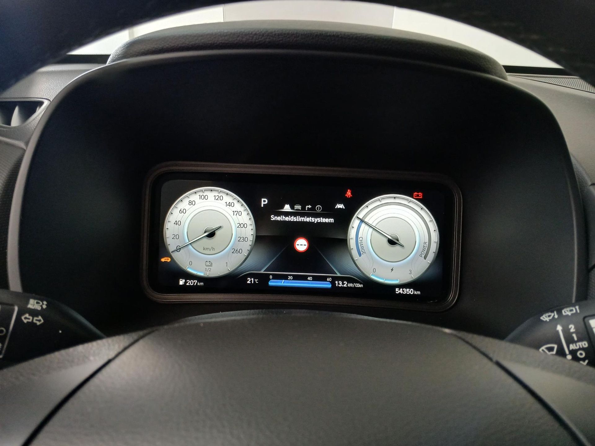 Hyundai Kona met kenteken S-718-JV – autofoto 4