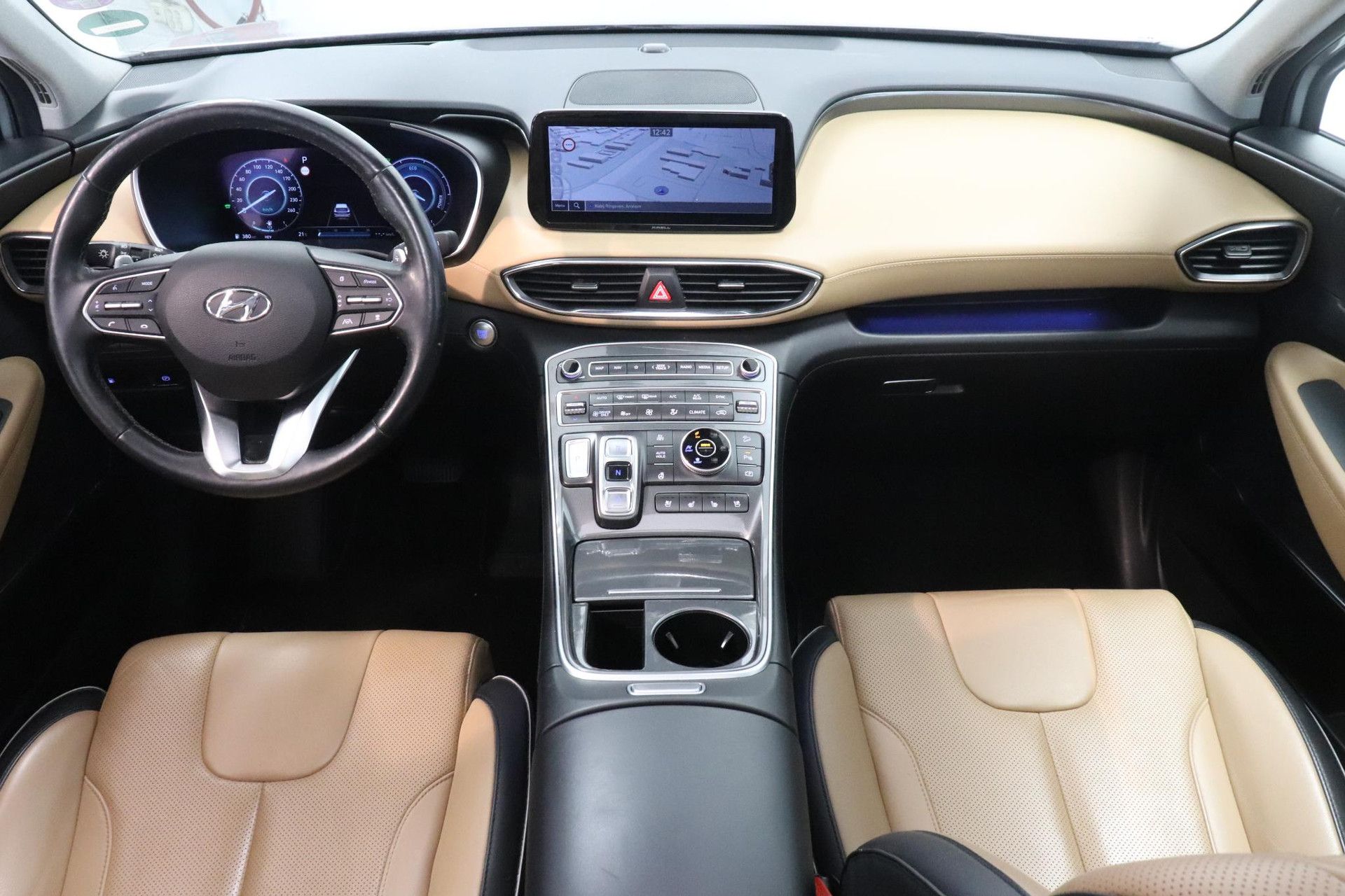 Hyundai SantaFe met kenteken T-074-LD – autofoto 3