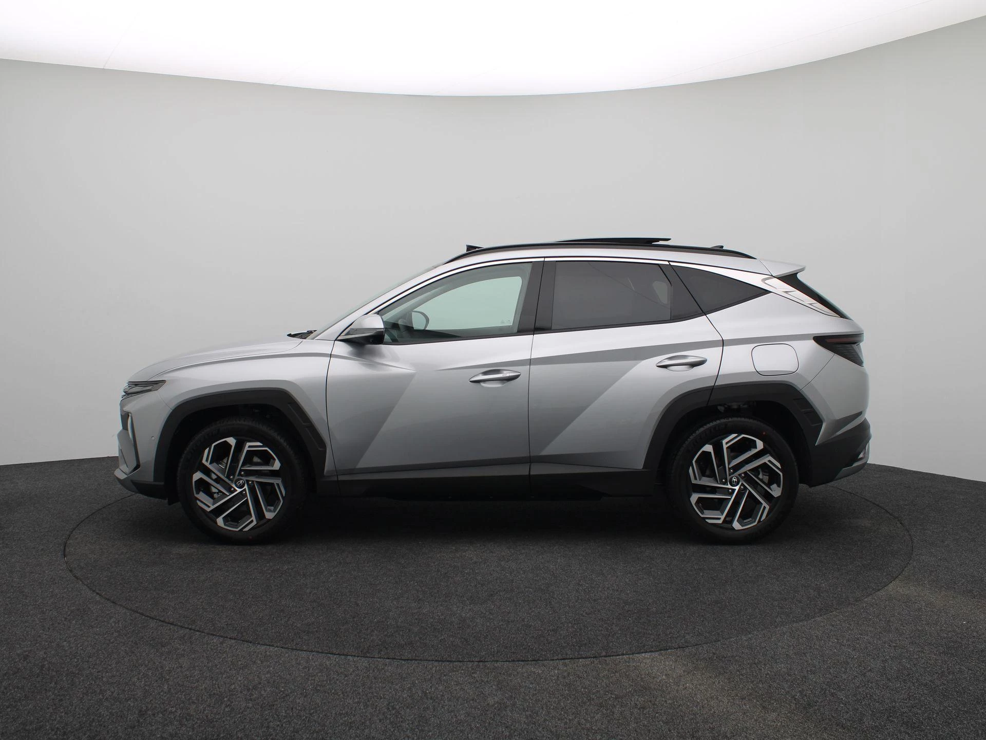 Hyundai Tucson met kenteken KNZ-72-X – autofoto 5