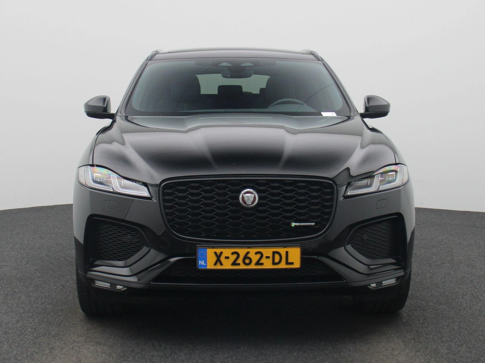 Jaguar F-PACE met kenteken X-262-DL – autofoto 4